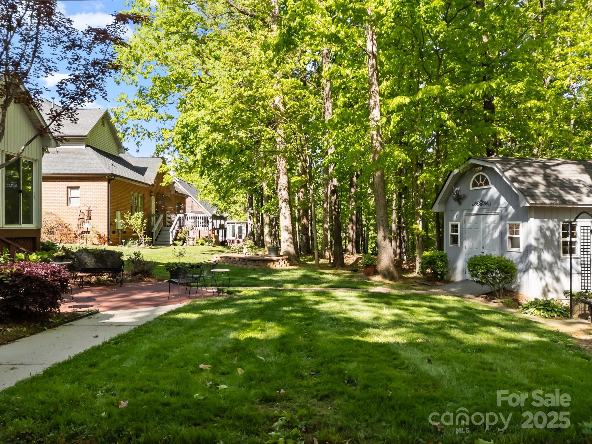 617 Peace Haven Road Property Photo 26