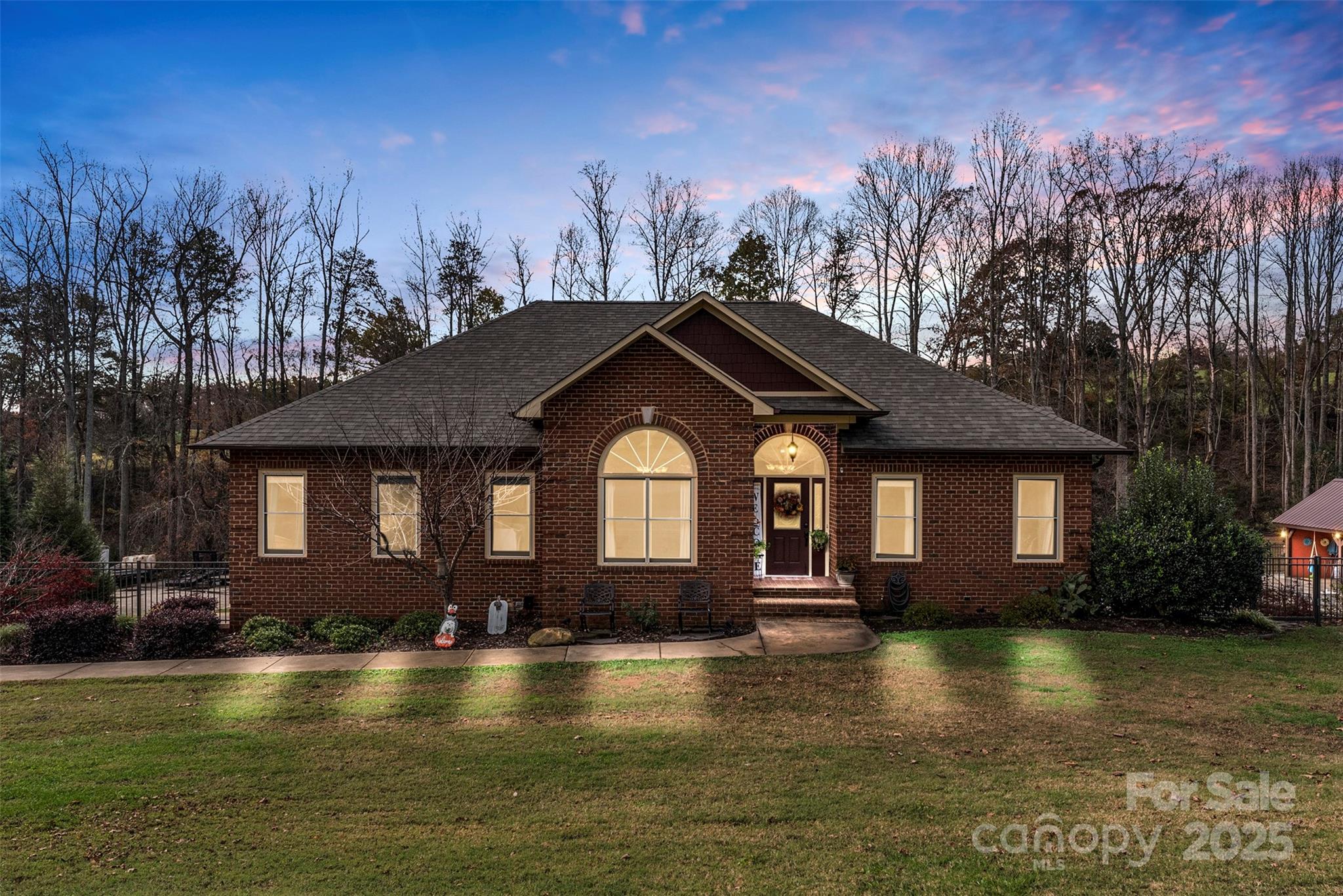 148 Fairway Drive Property Photo 1