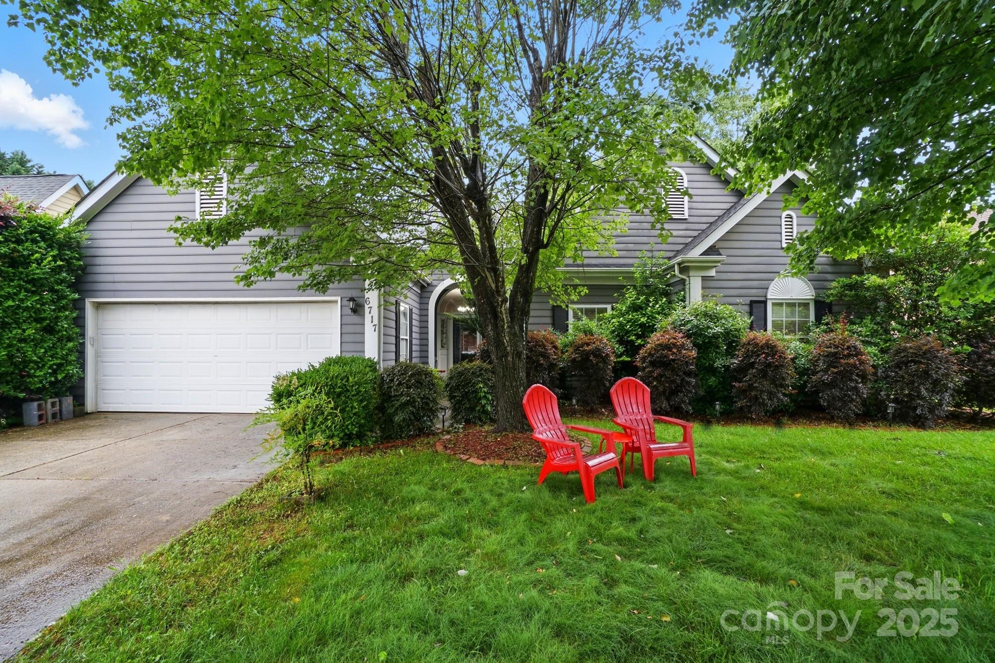 6717 Bickham Lane Property Photo 1