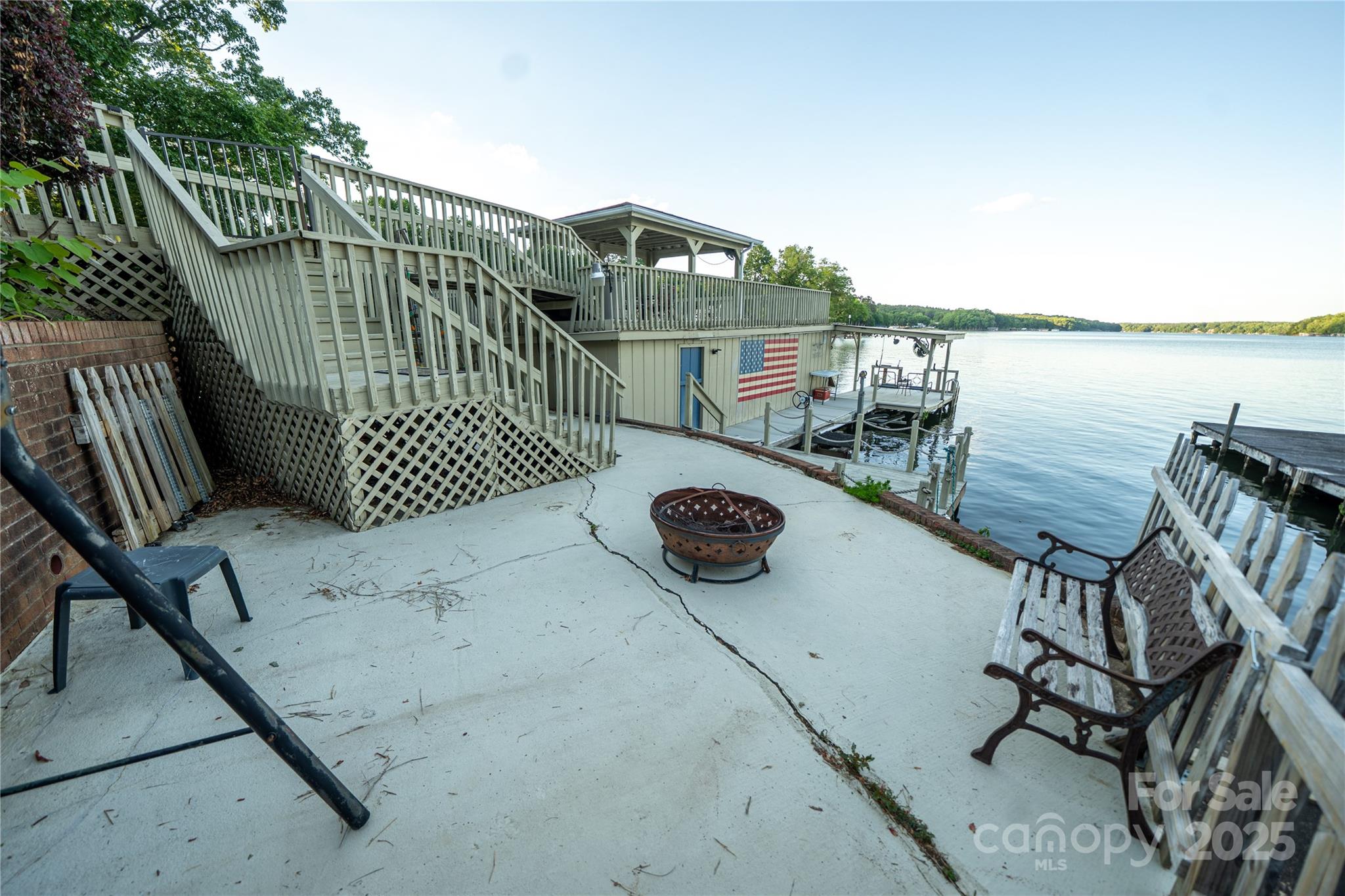 24264 Strand Drive Property Photo 4