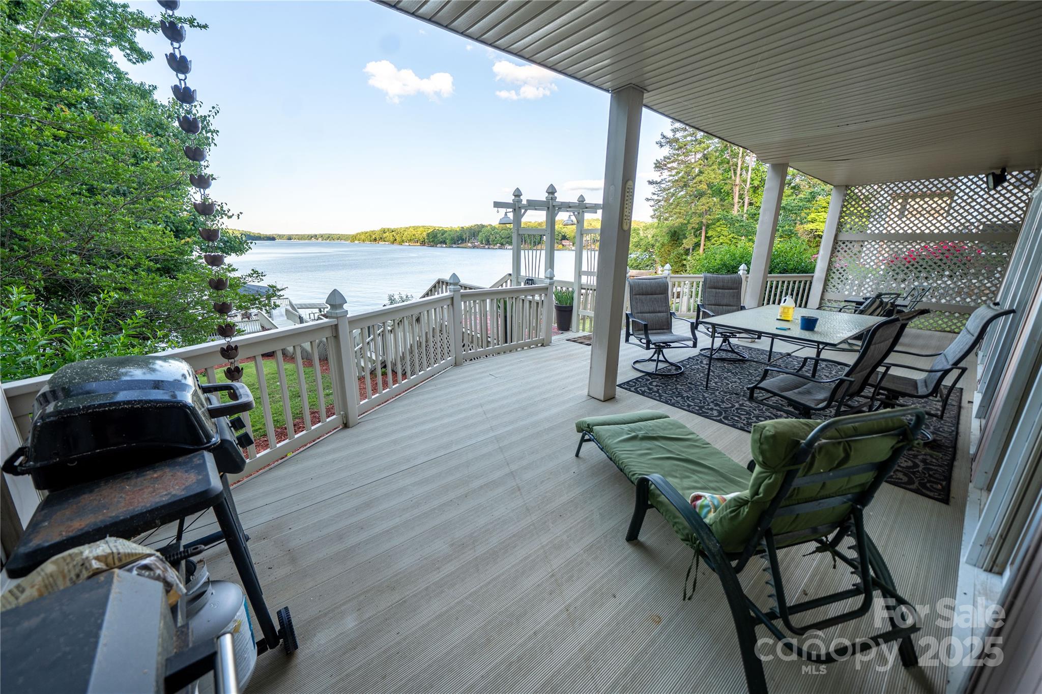 24264 Strand Drive Property Photo 10