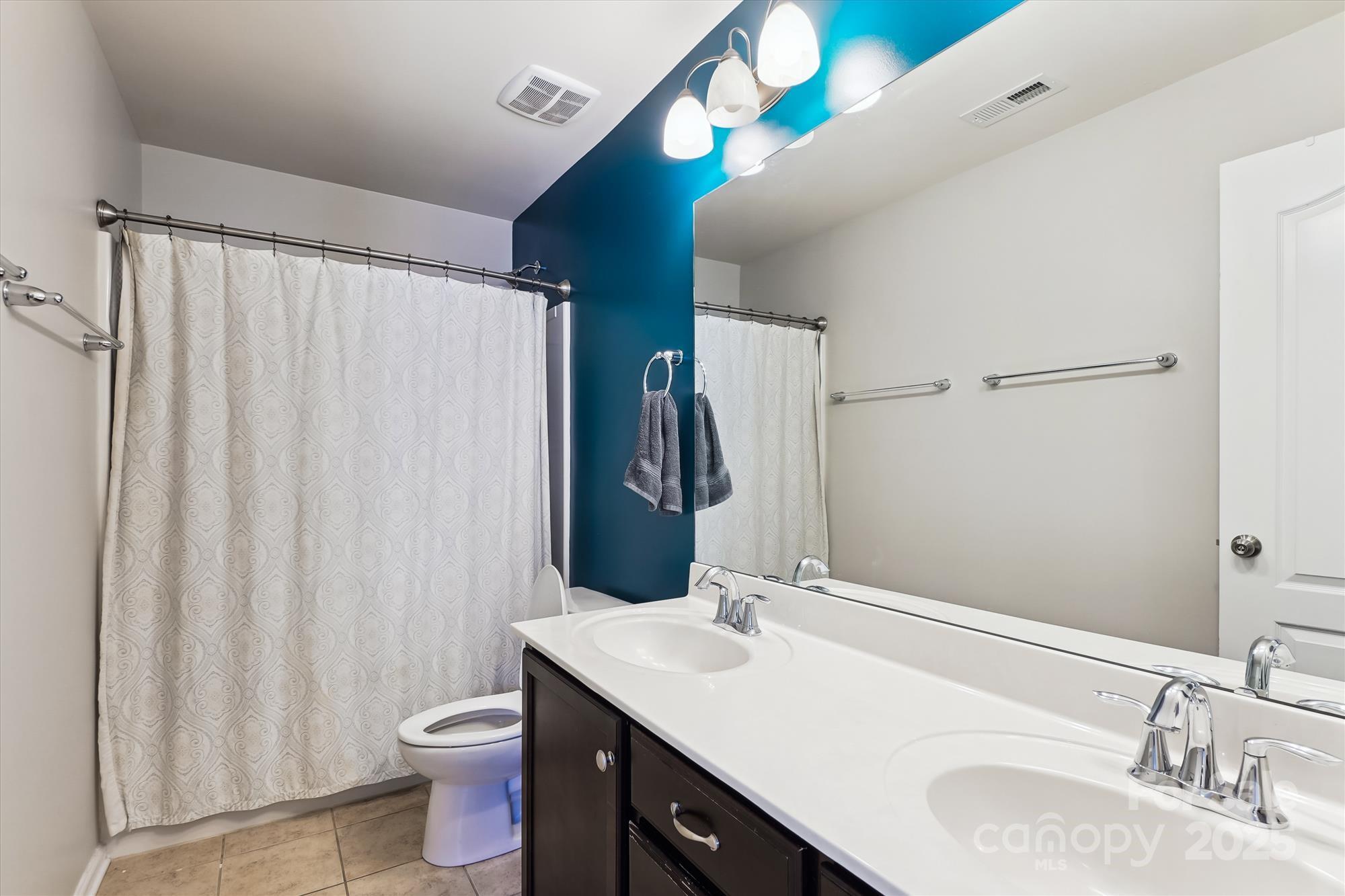 4320 Carrington Drive Property Photo 5