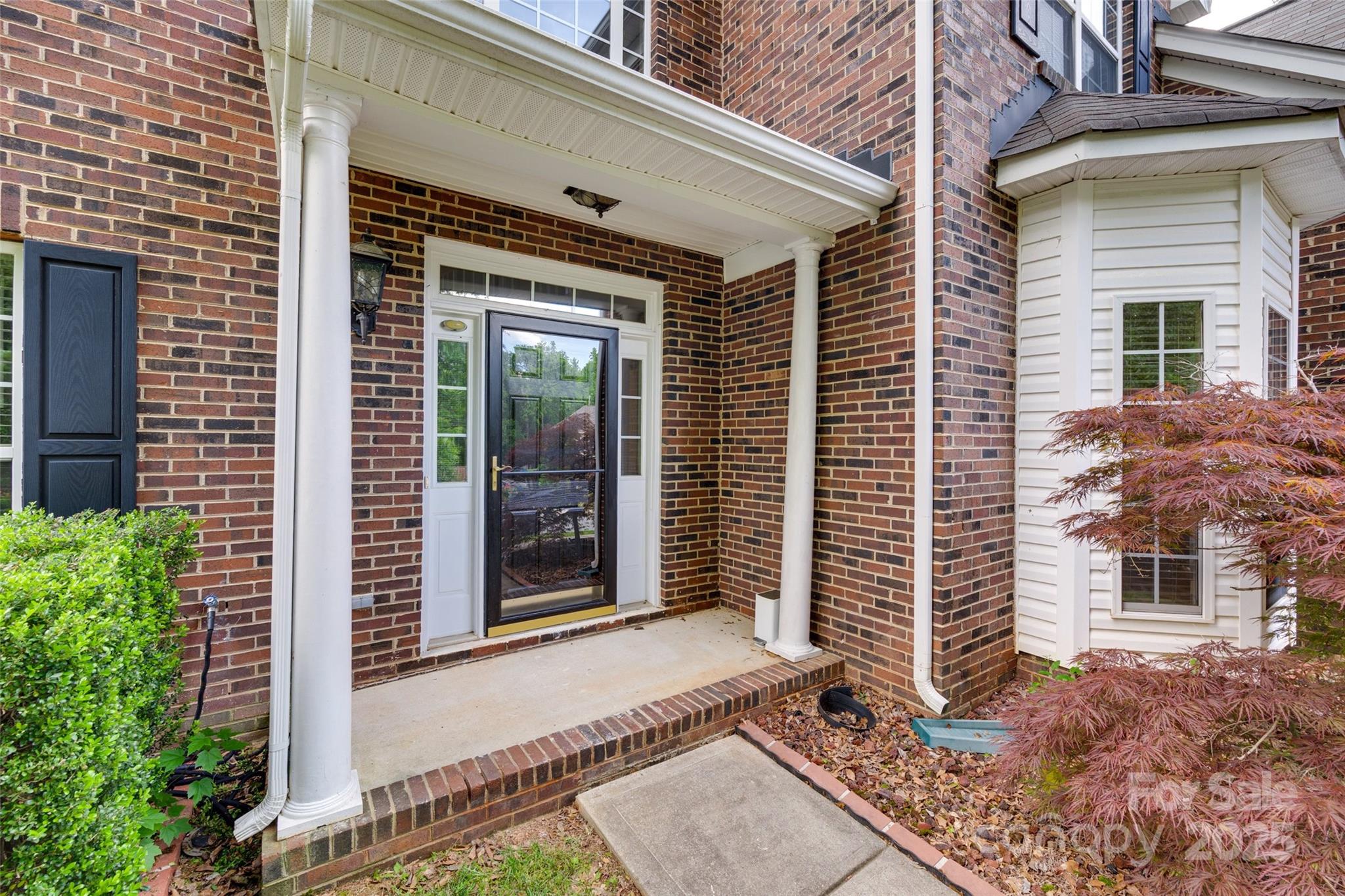 12719 Vantage Point Lane Property Photo 1