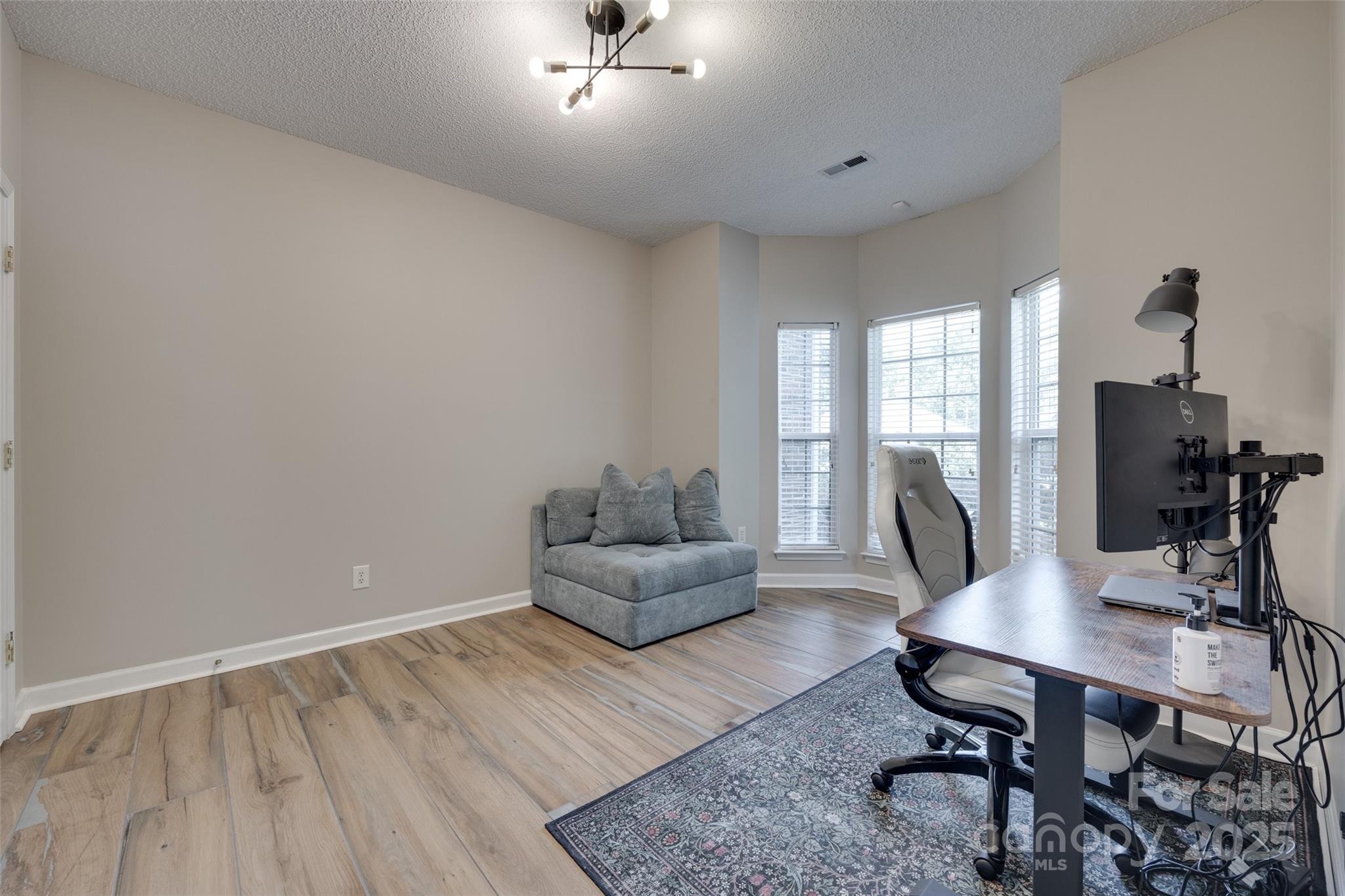 12719 Vantage Point Lane Property Photo 12