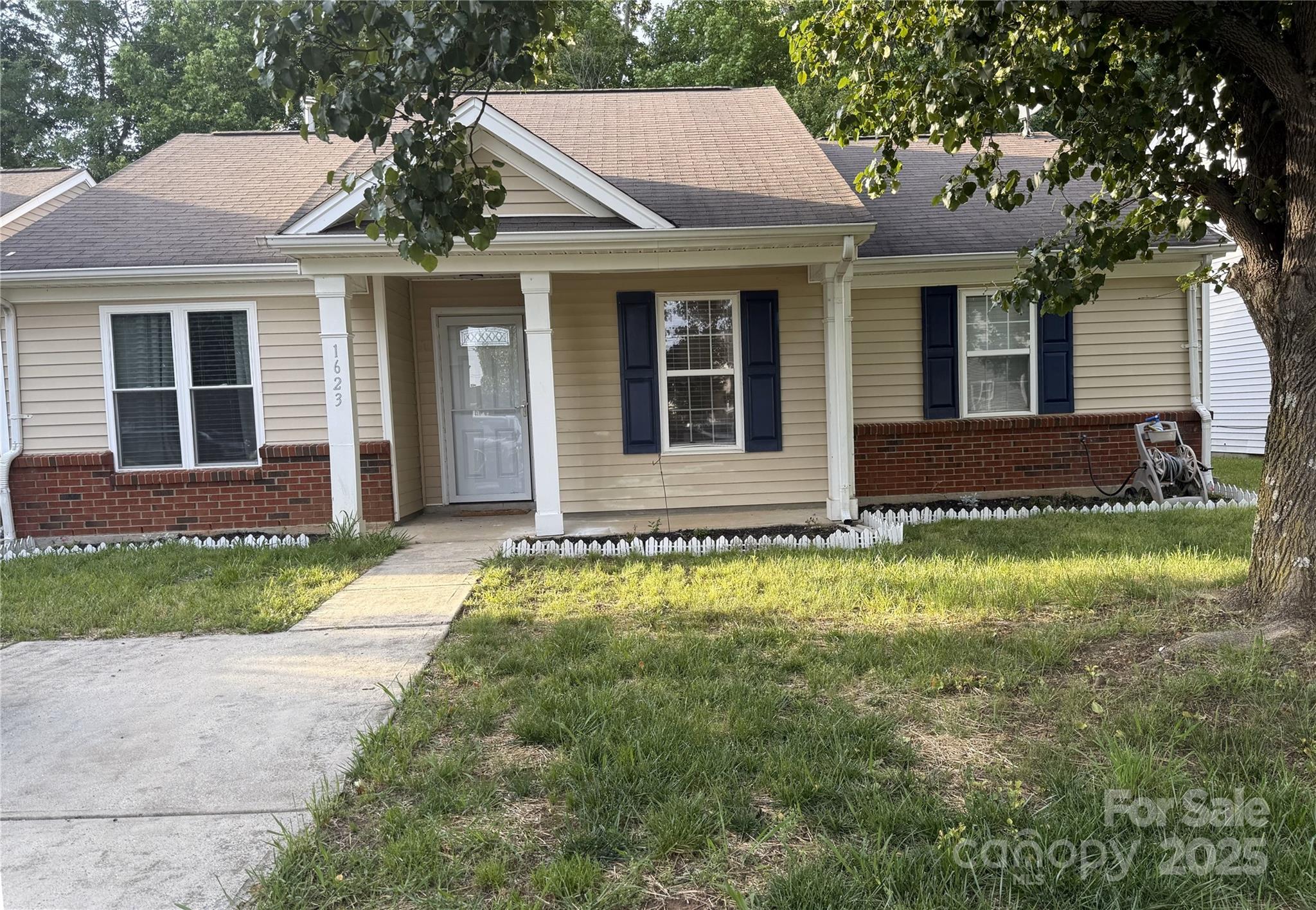 1623 Flagler Lane Property Photo 1