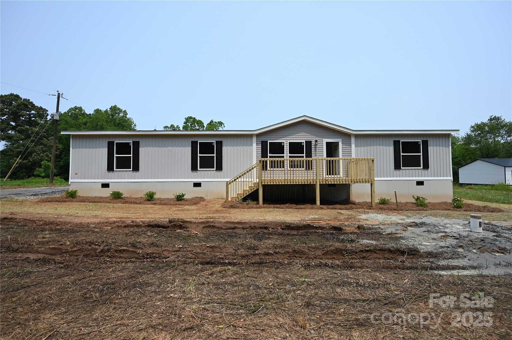 1213 Renno Road Property Photo 1