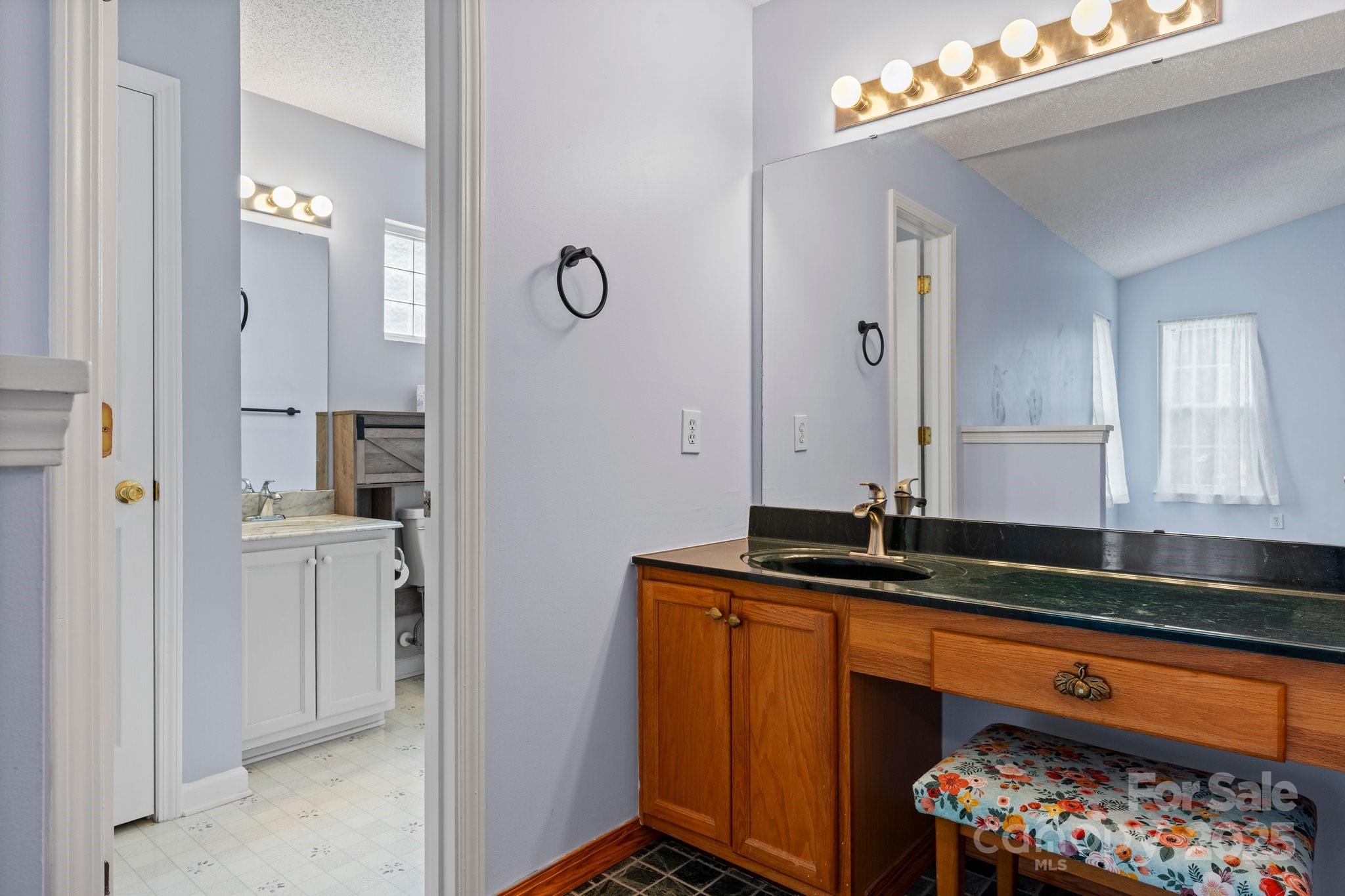 109 Gatwick Court Property Photo 21