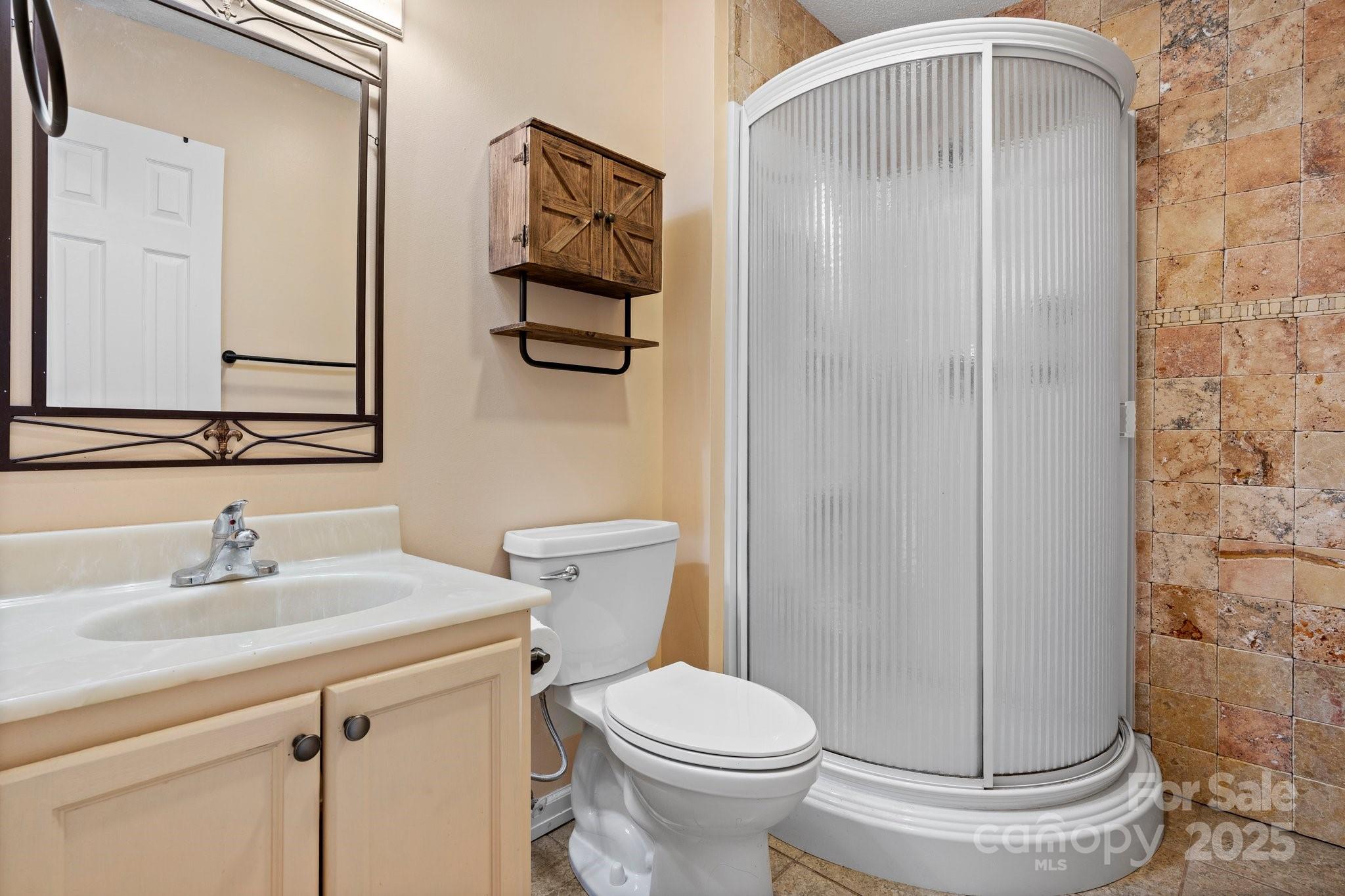 109 Gatwick Court Property Photo 25