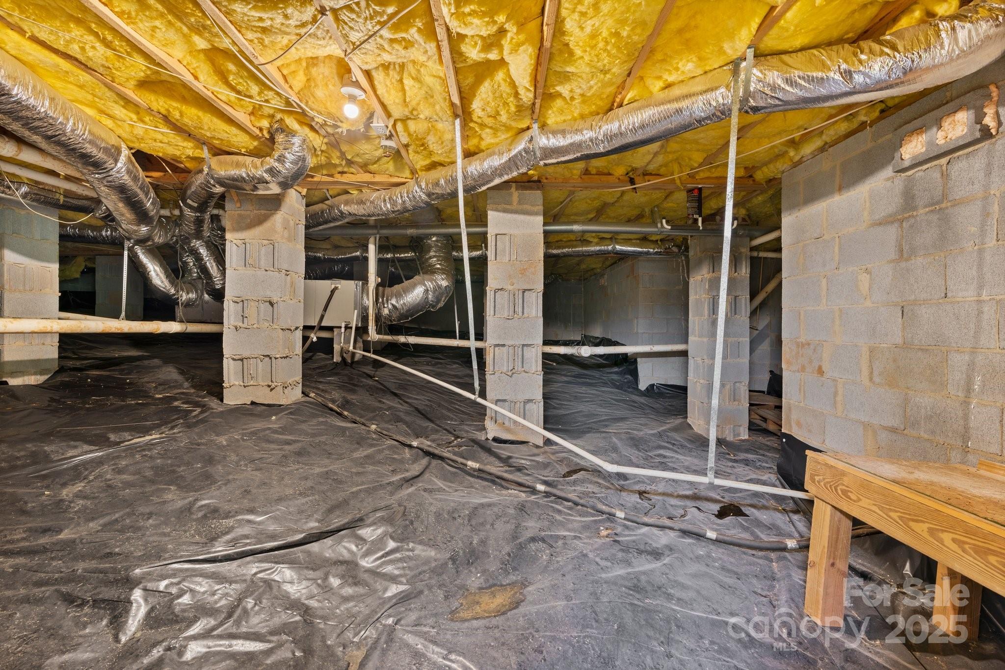 109 Gatwick Court Property Photo 29