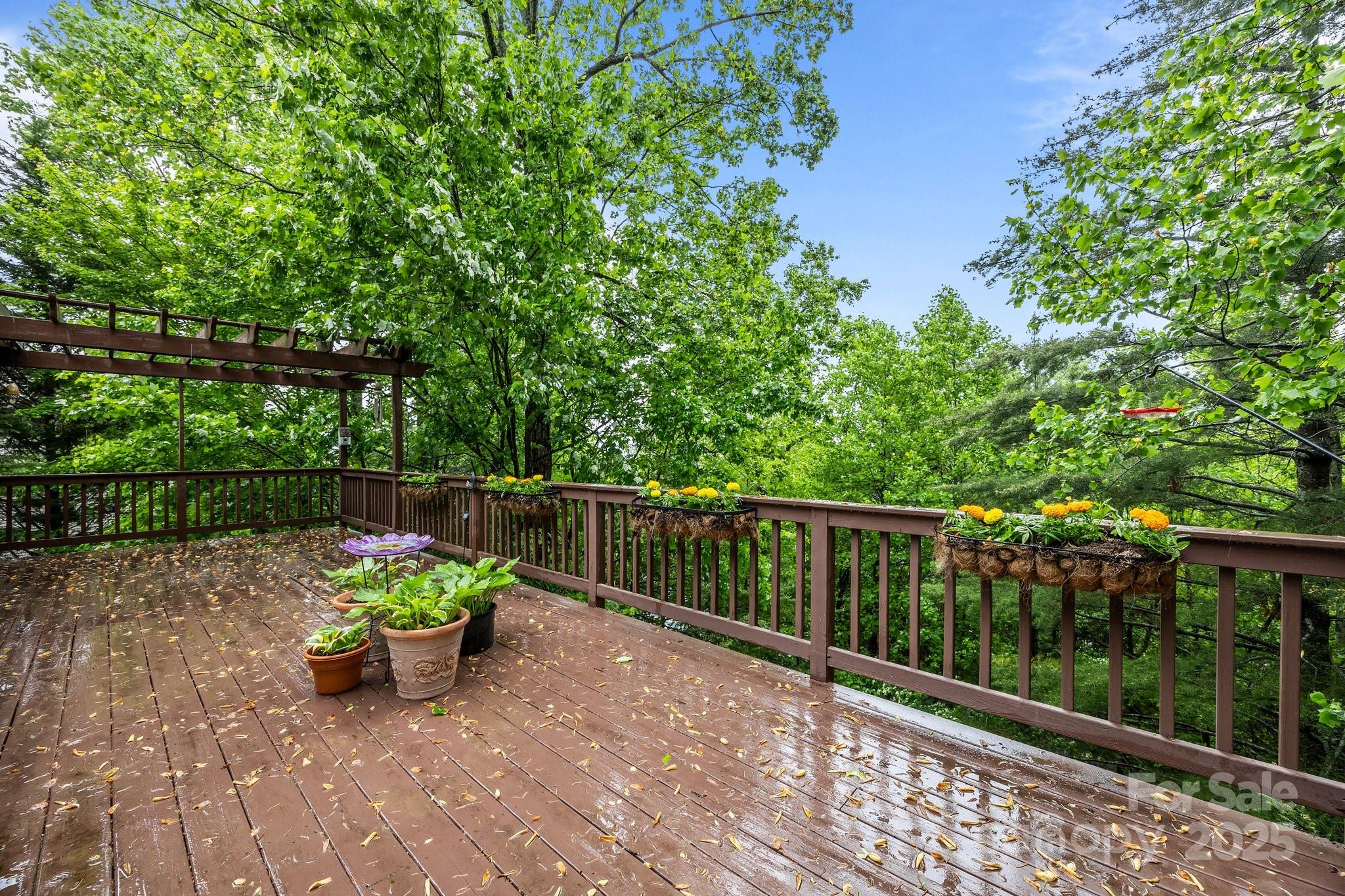 5 Governors Drive Property Photo 9