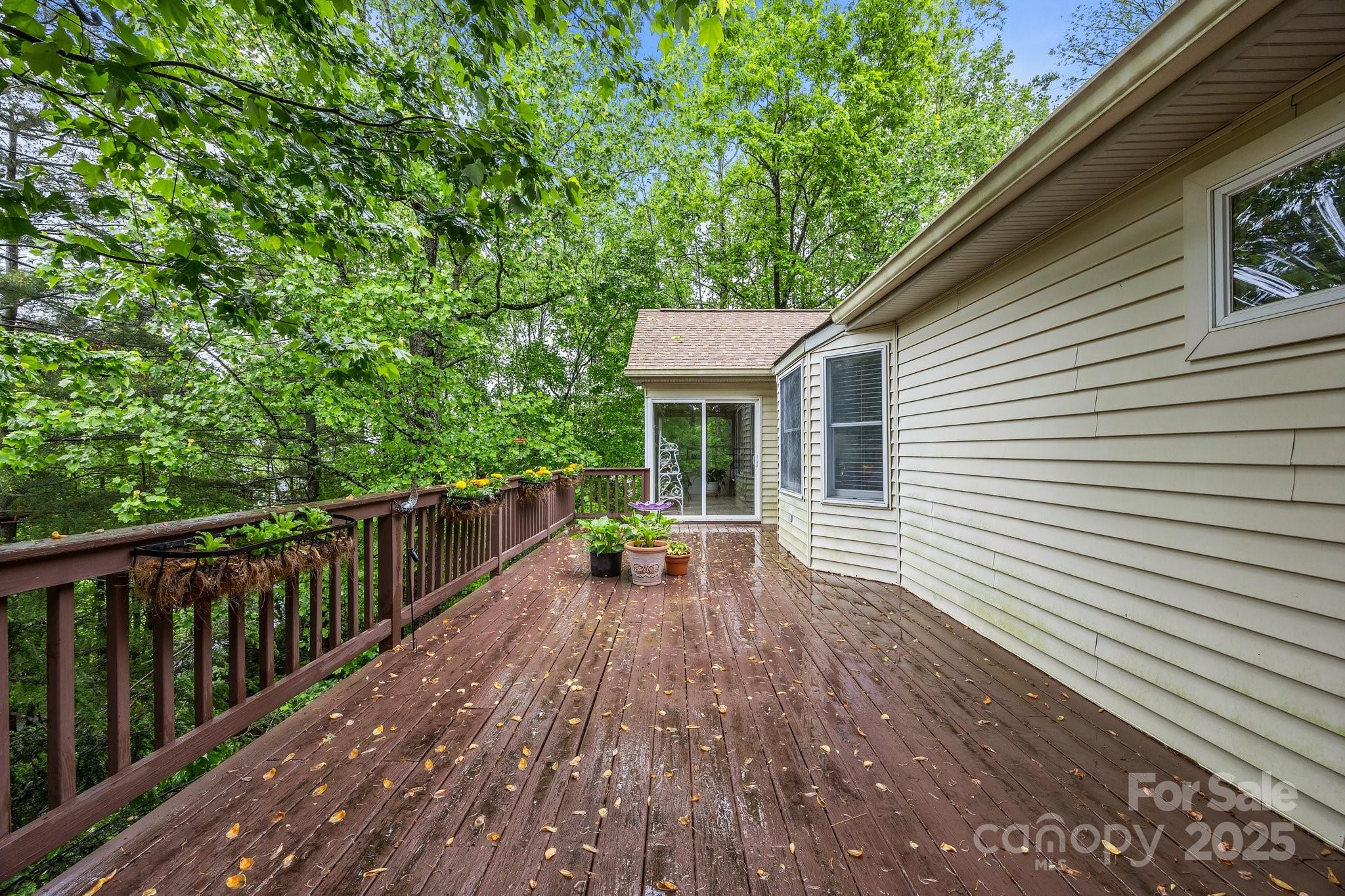 5 Governors Drive Property Photo 10