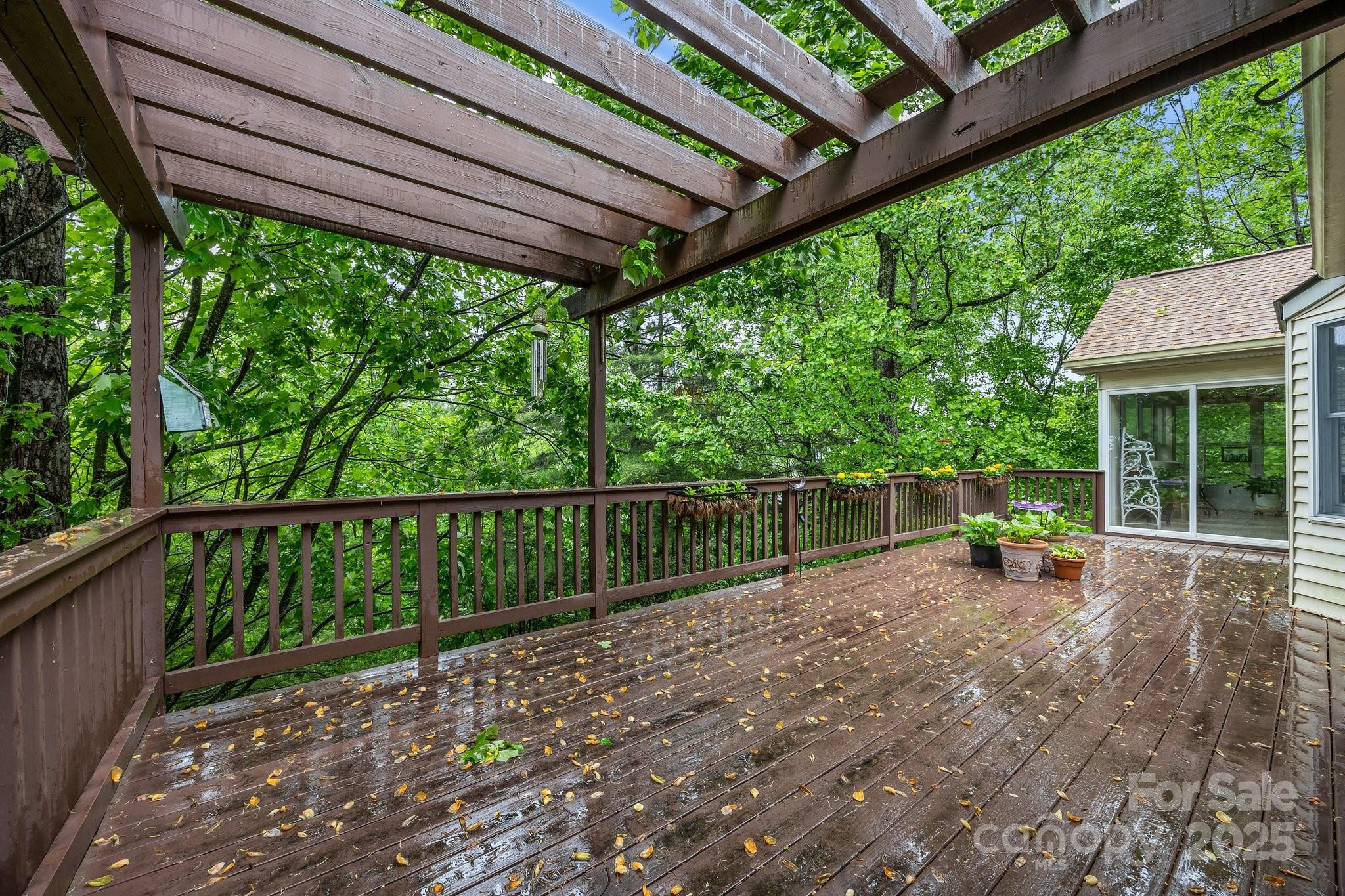 5 Governors Drive Property Photo 11