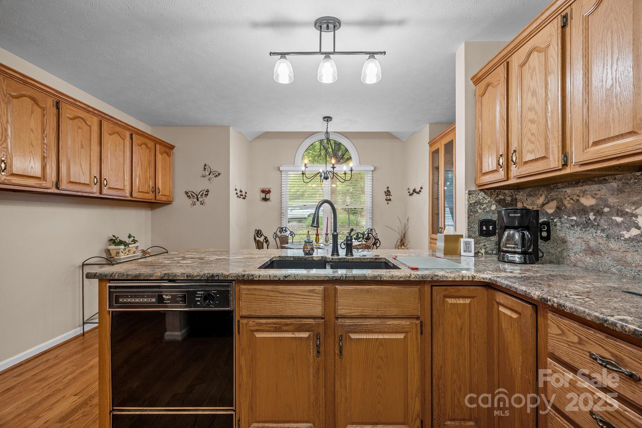 5 Governors Drive Property Photo 20