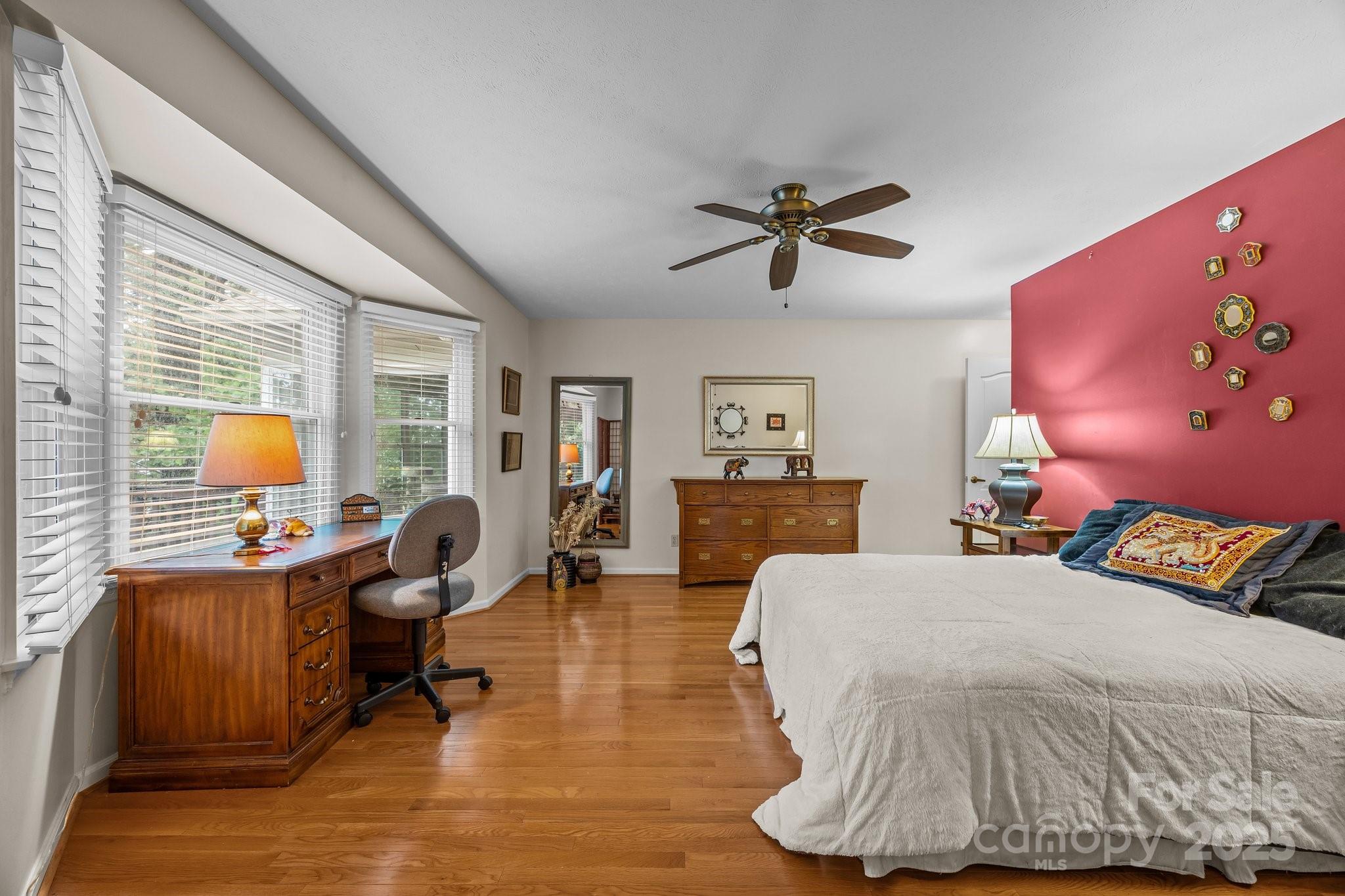 5 Governors Drive Property Photo 24