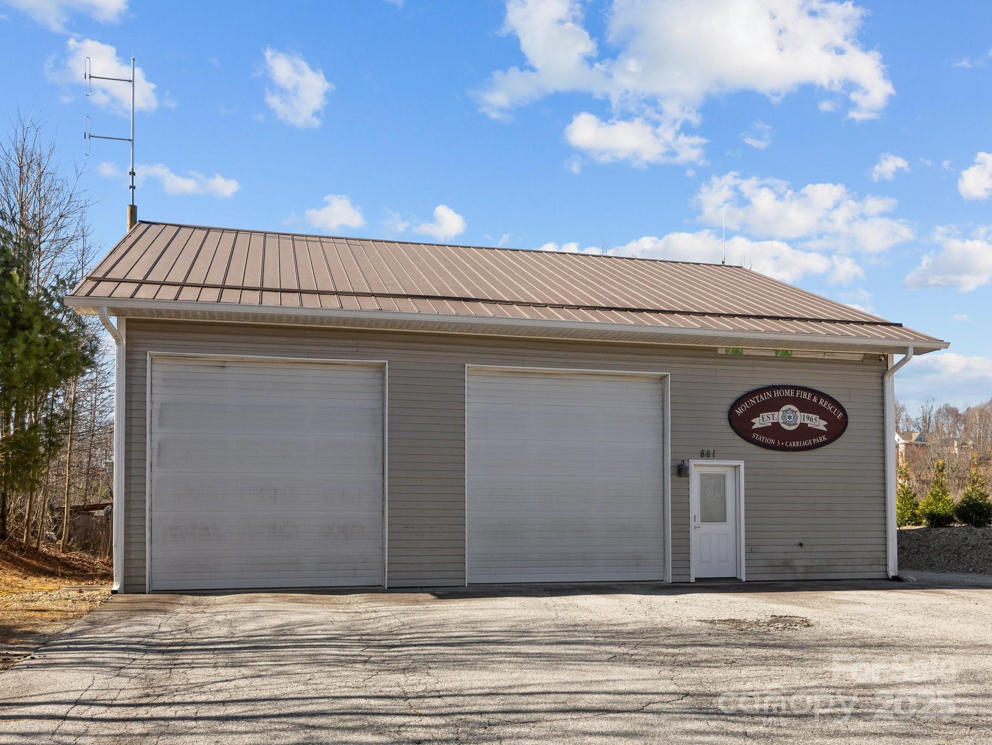 5 Governors Drive Property Photo 48