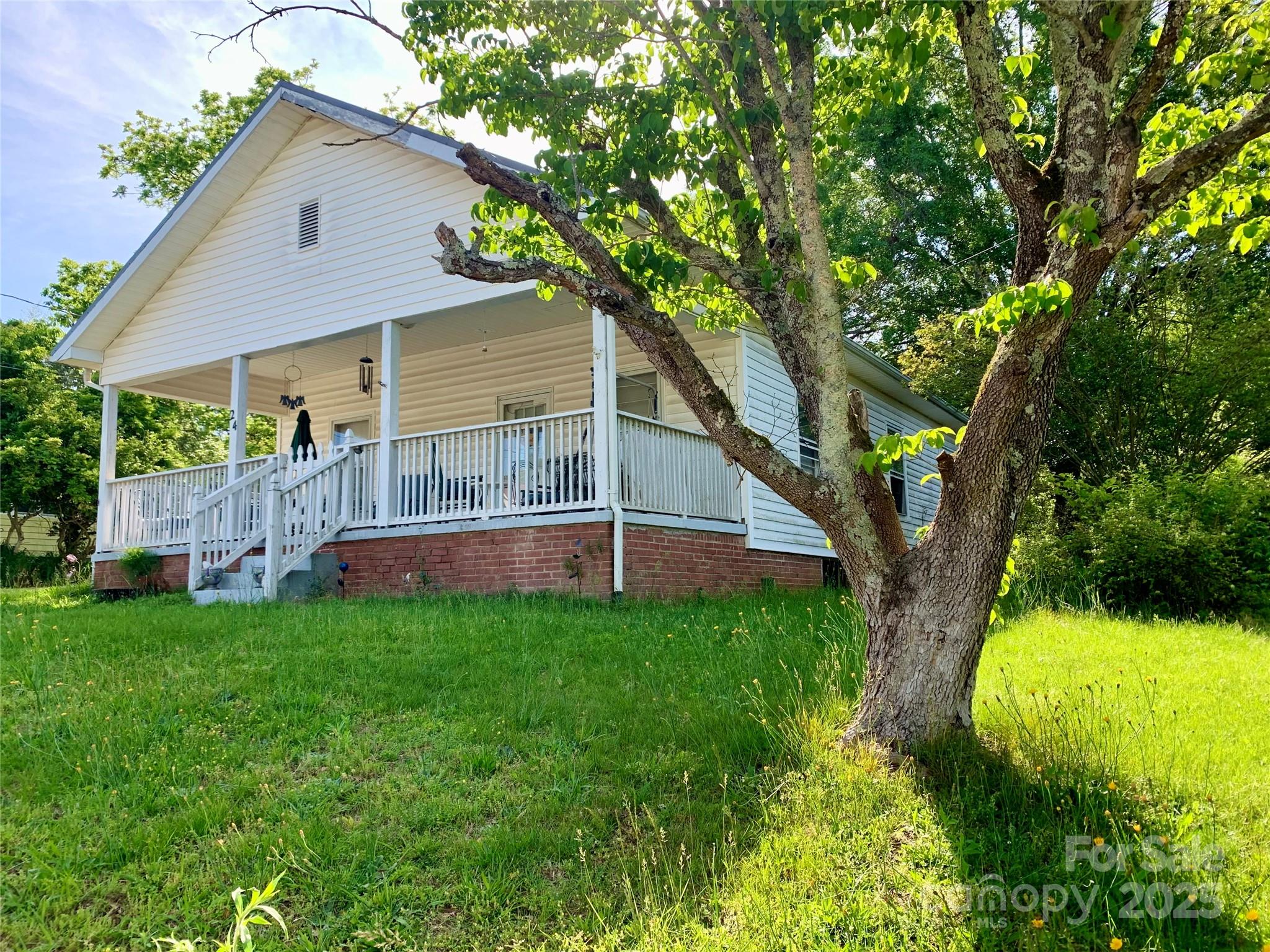 24 Pearl Street 8A & 8B Property Photo 1