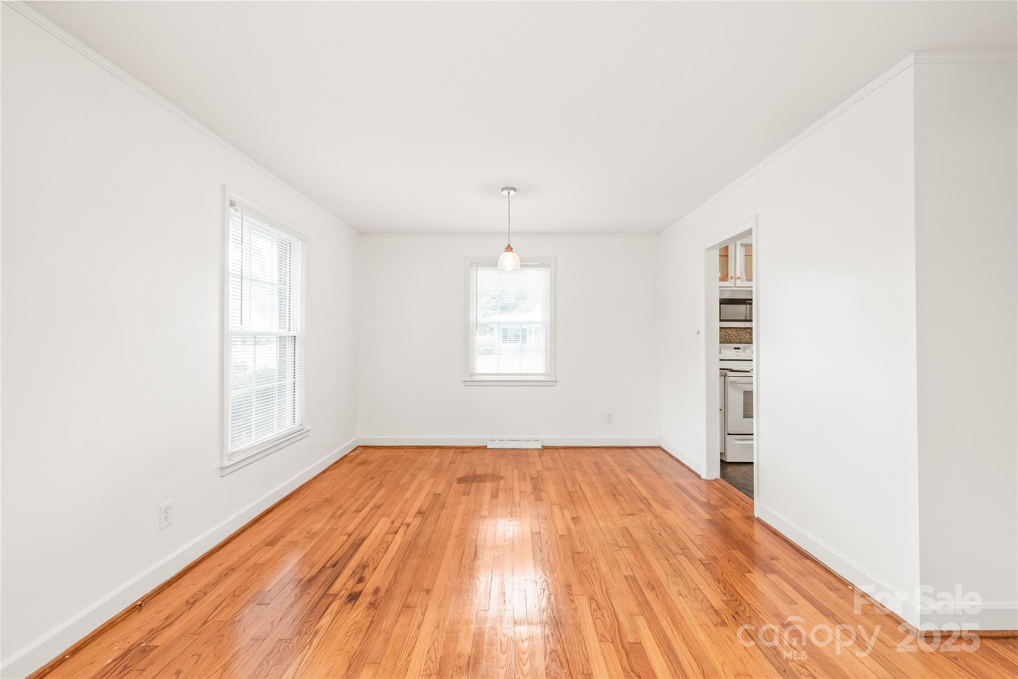 1320 Hartford Avenue Property Photo 7