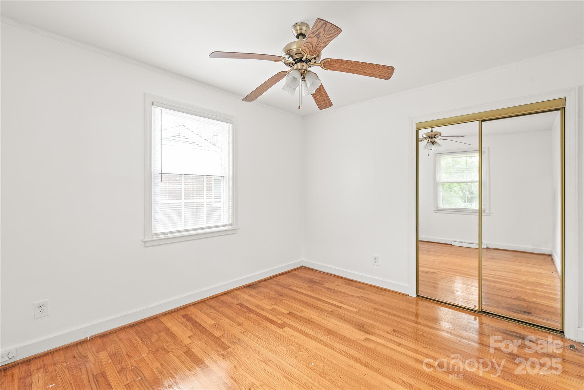 1320 Hartford Avenue Property Photo 16