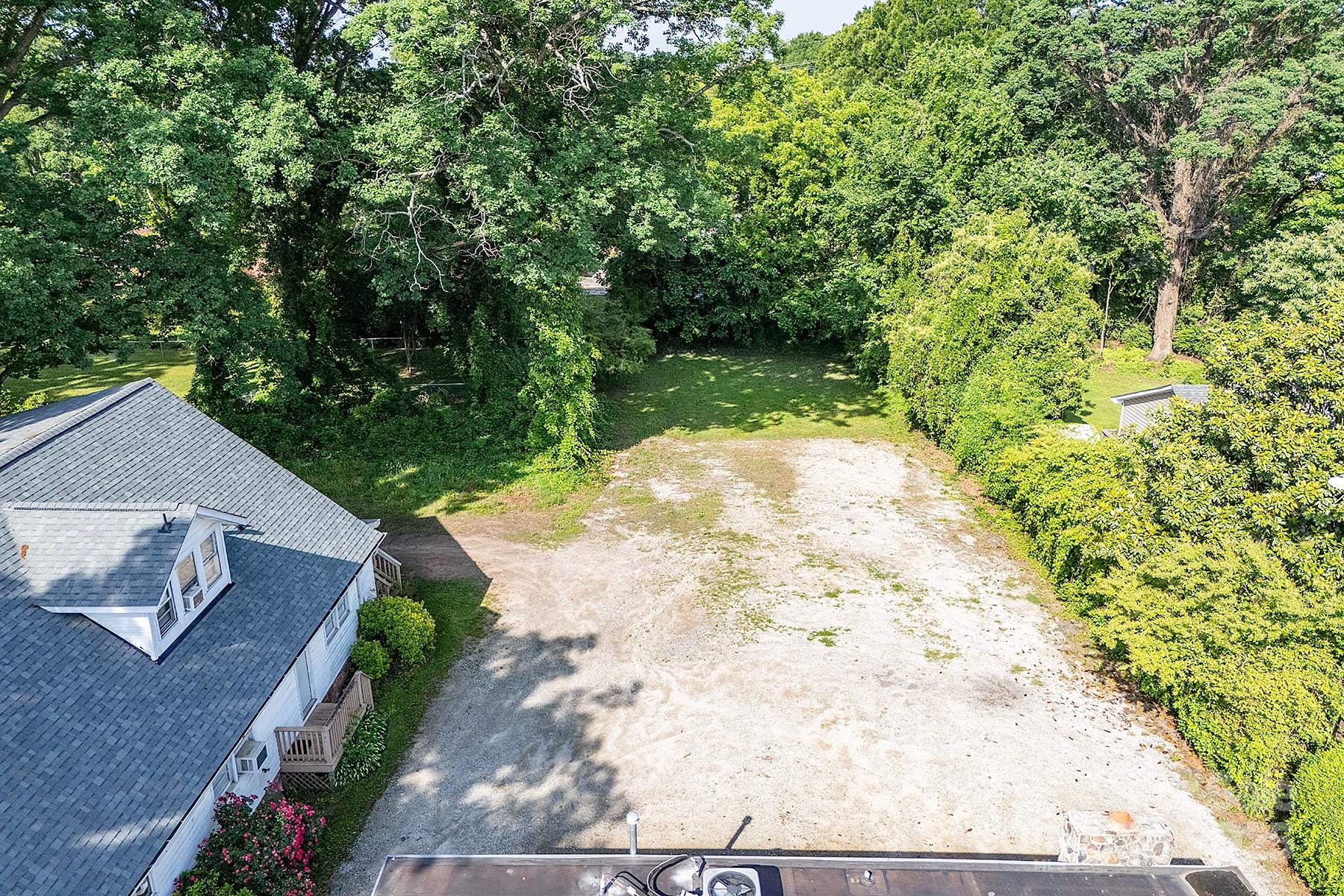 1108 S Main Street Property Photo 4