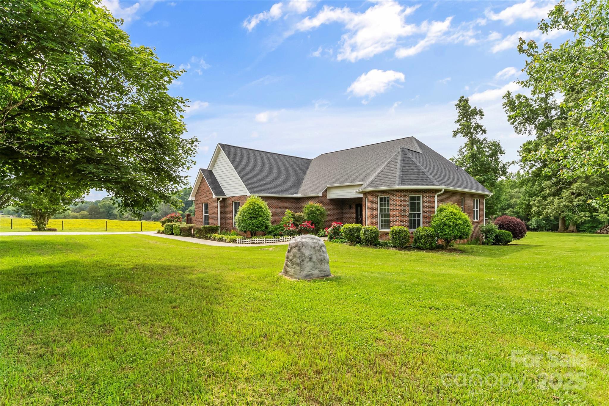 1825 Smyre Farm Road Property Photo 1