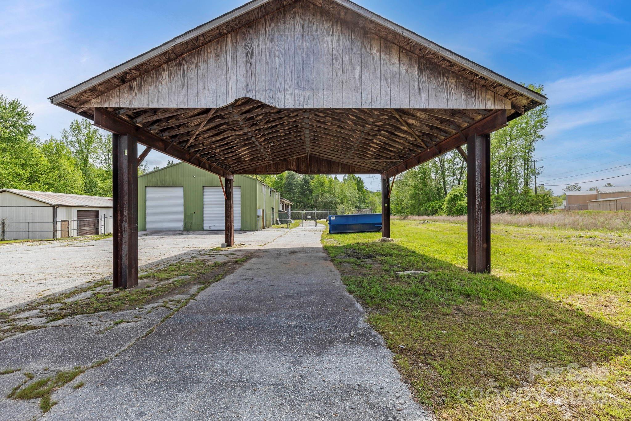 5 Etowah School Road Property Photo 3