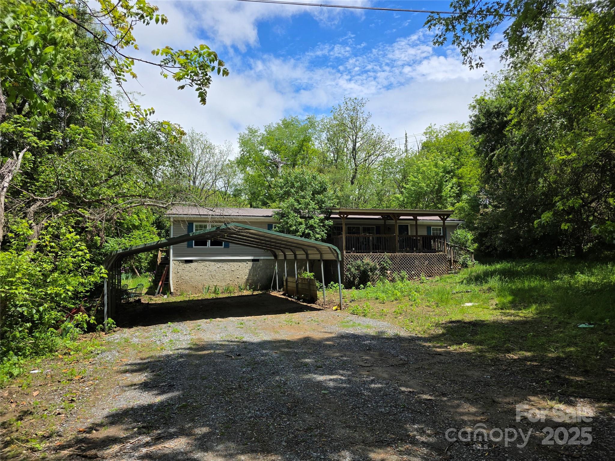 926 Hyder Mountain Road Property Photo