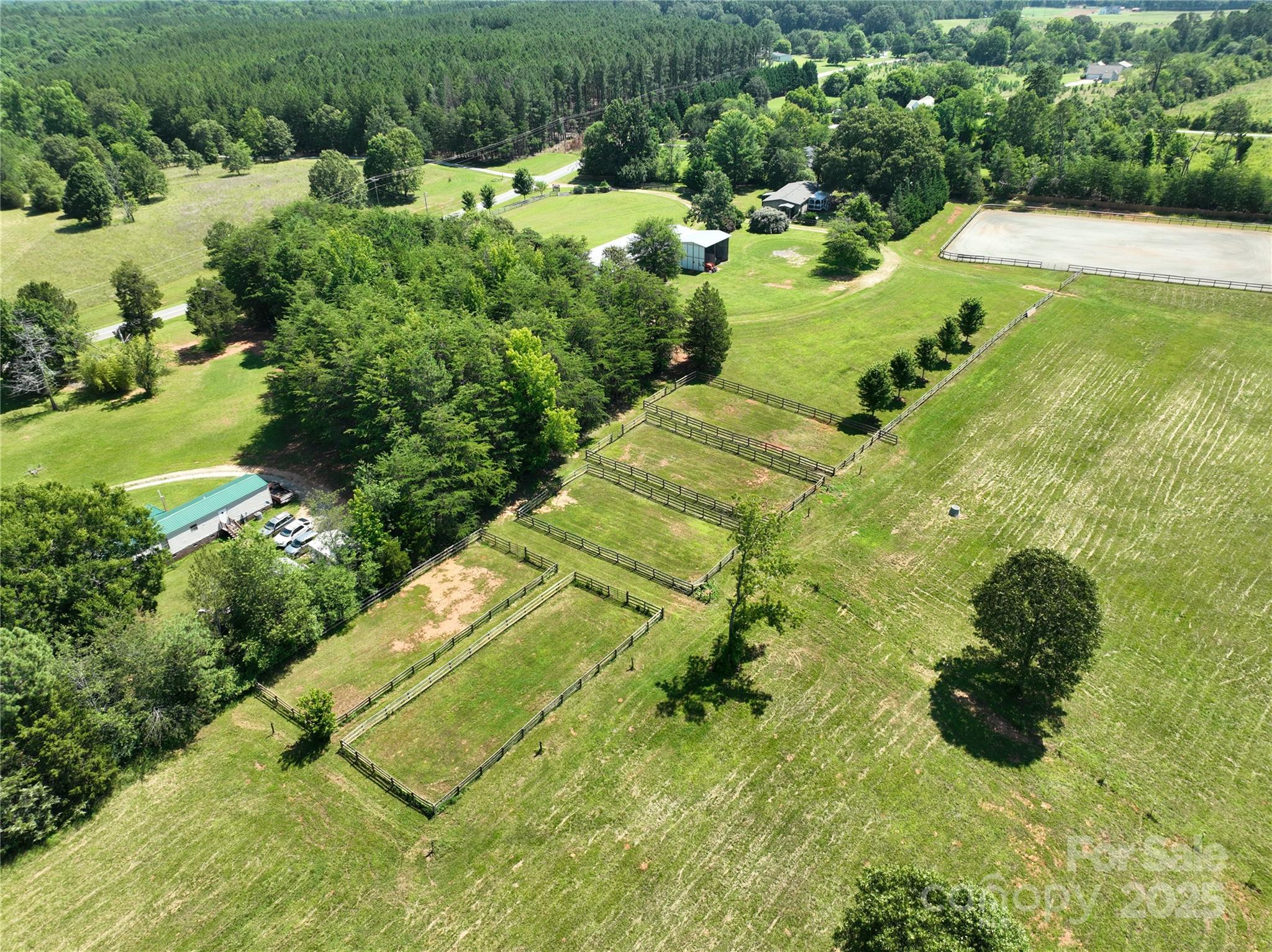 1896 Green Creek Drive Property Photo 13