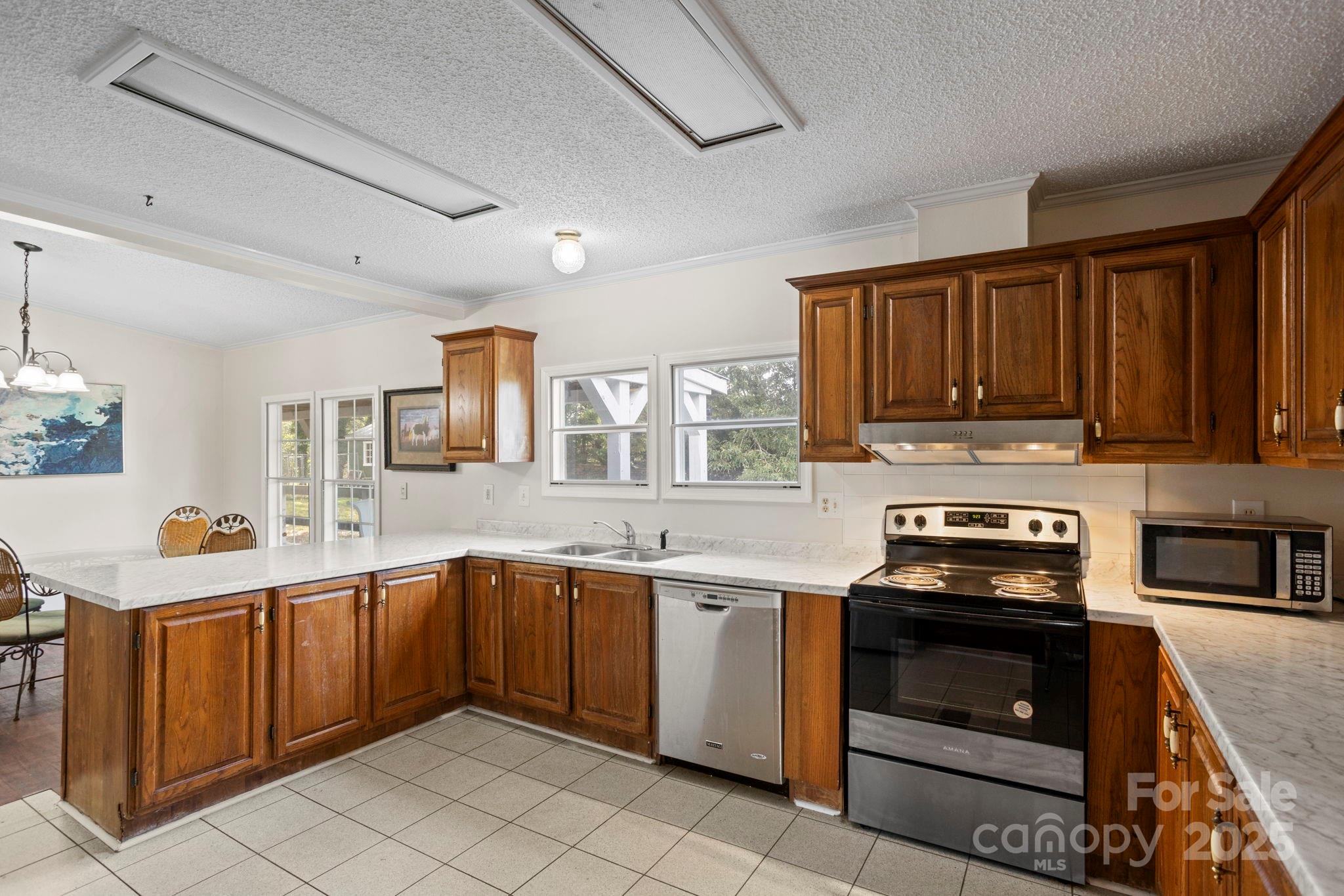 1896 Green Creek Drive Property Photo 24