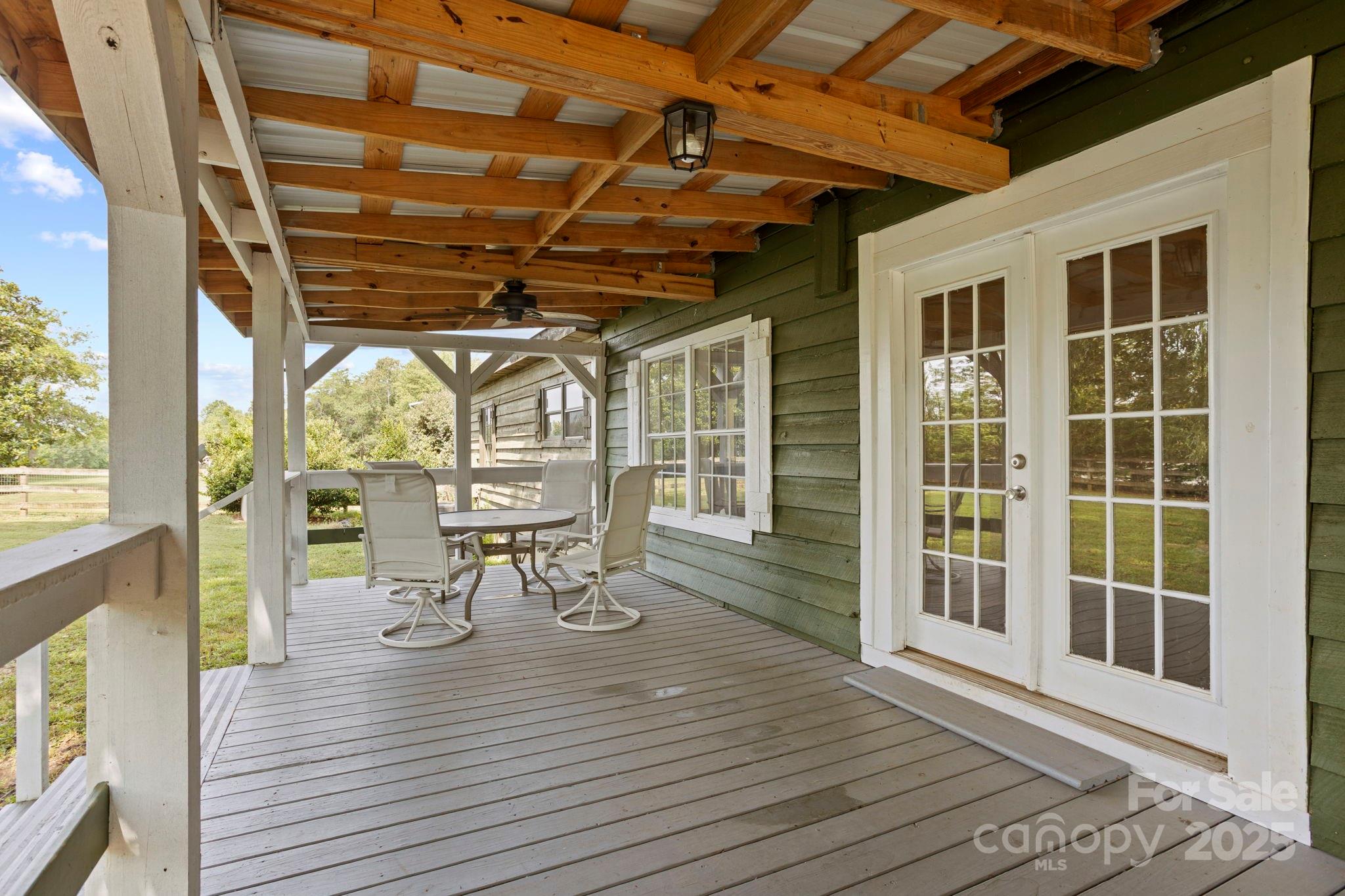 1896 Green Creek Drive Property Photo 31