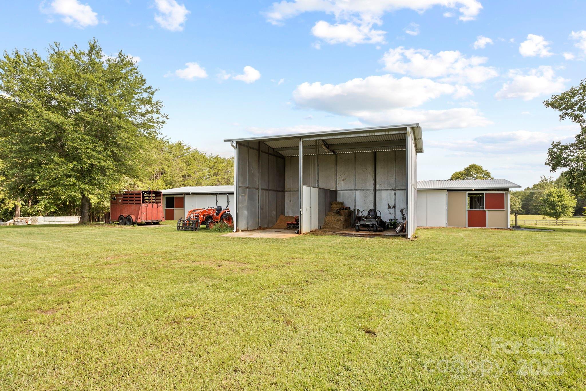 1896 Green Creek Drive Property Photo 41