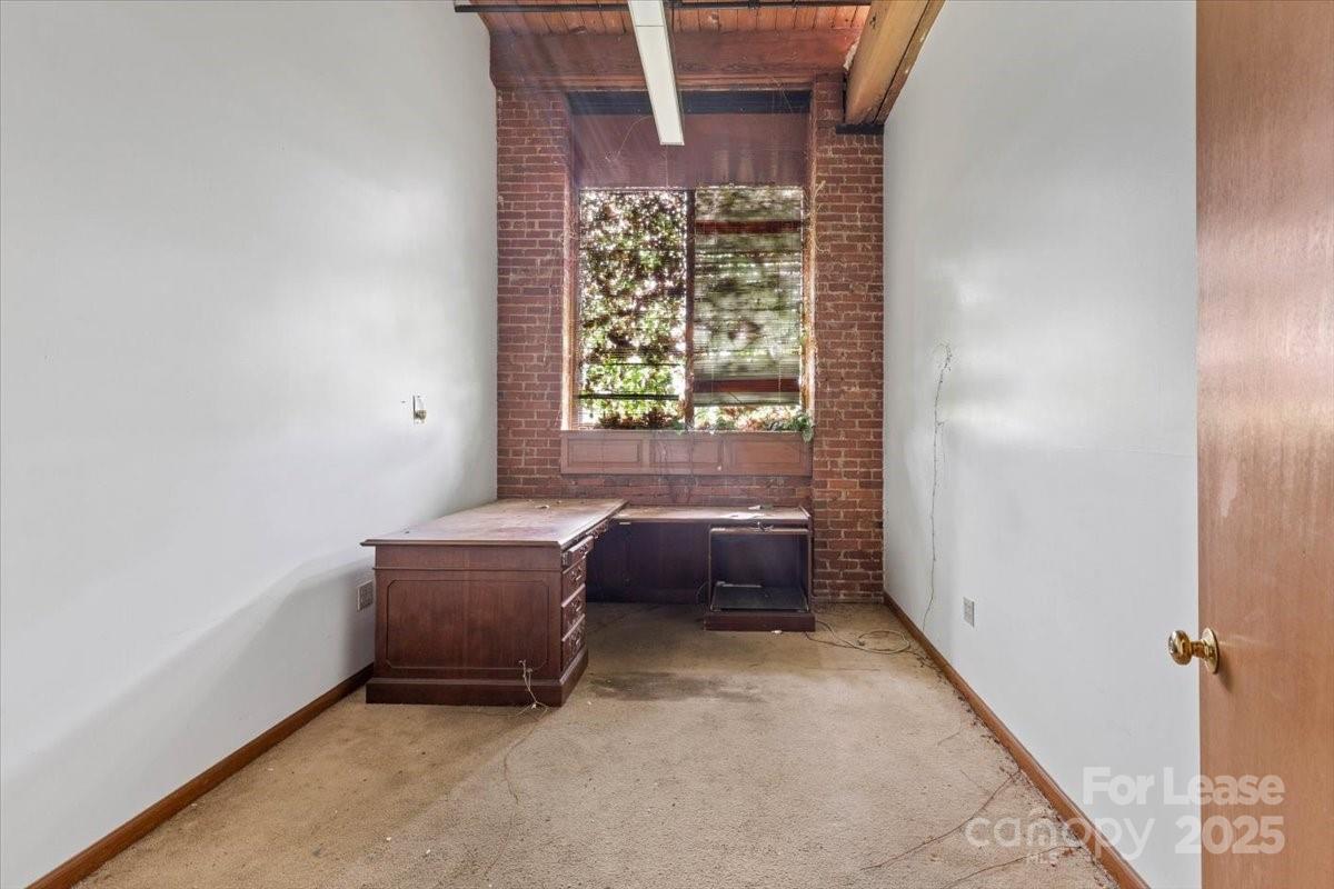 3401 Indiana Avenue Property Photo 9