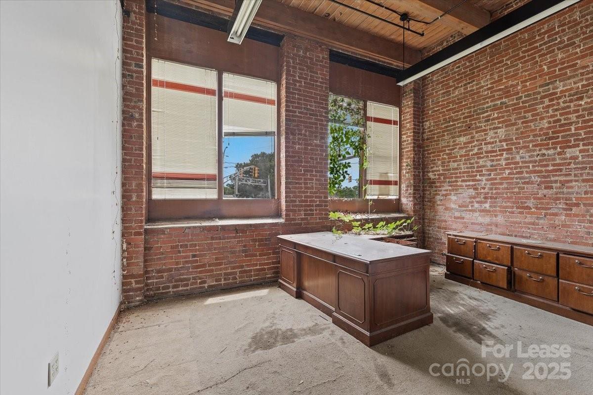 3401 Indiana Avenue Property Photo 10