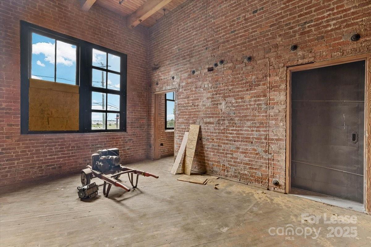 3401 Indiana Avenue Property Photo 24