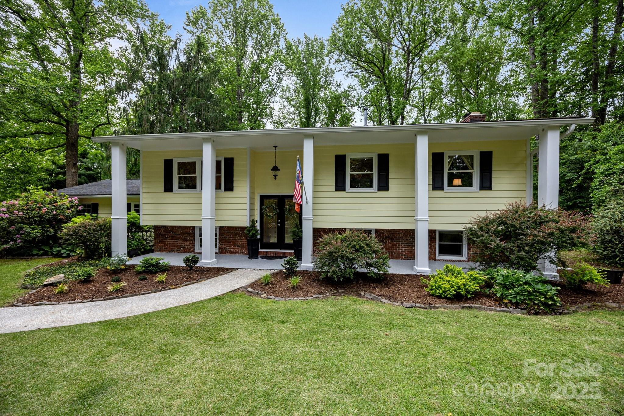 931 Indian Hill Road Property Photo 1