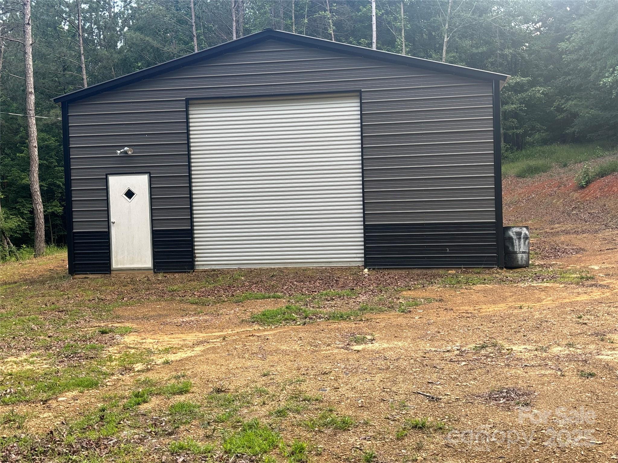 160 Pine Log Road Property Photo 1