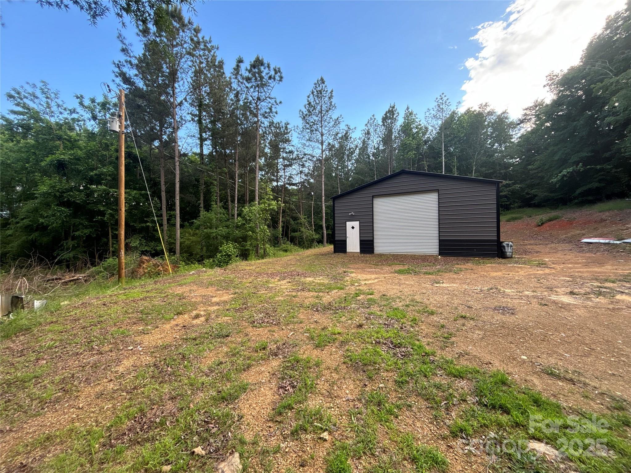 160 Pine Log Road Property Photo 2
