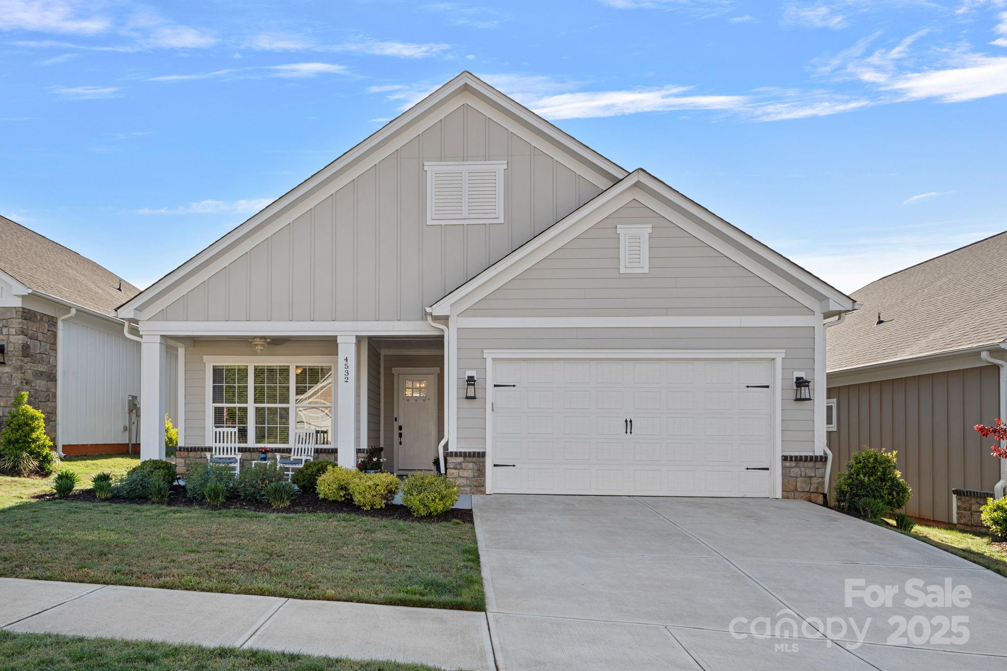 4532 Stellata Loop Property Photo