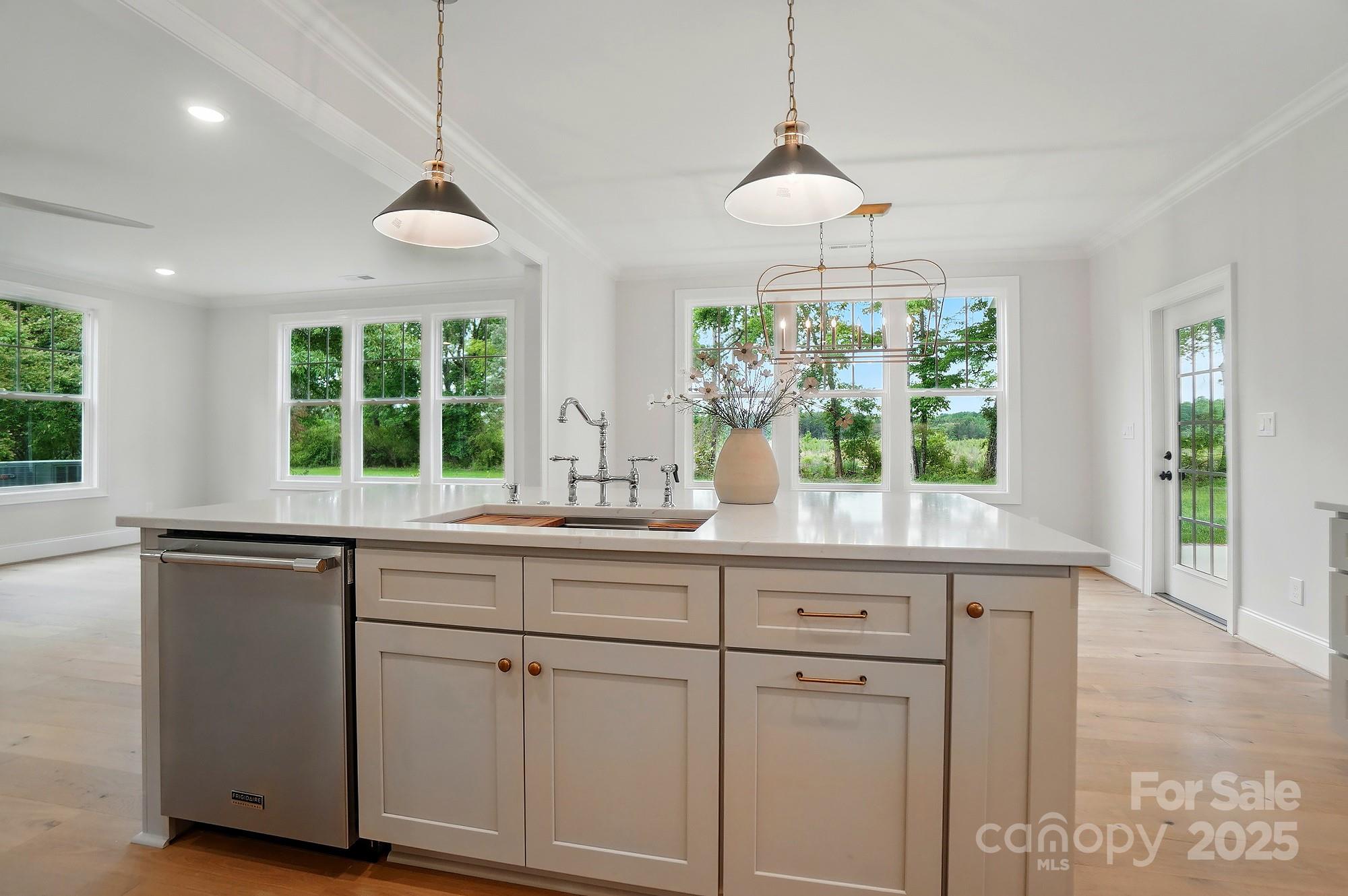 9315 Simpson Road Property Photo 14