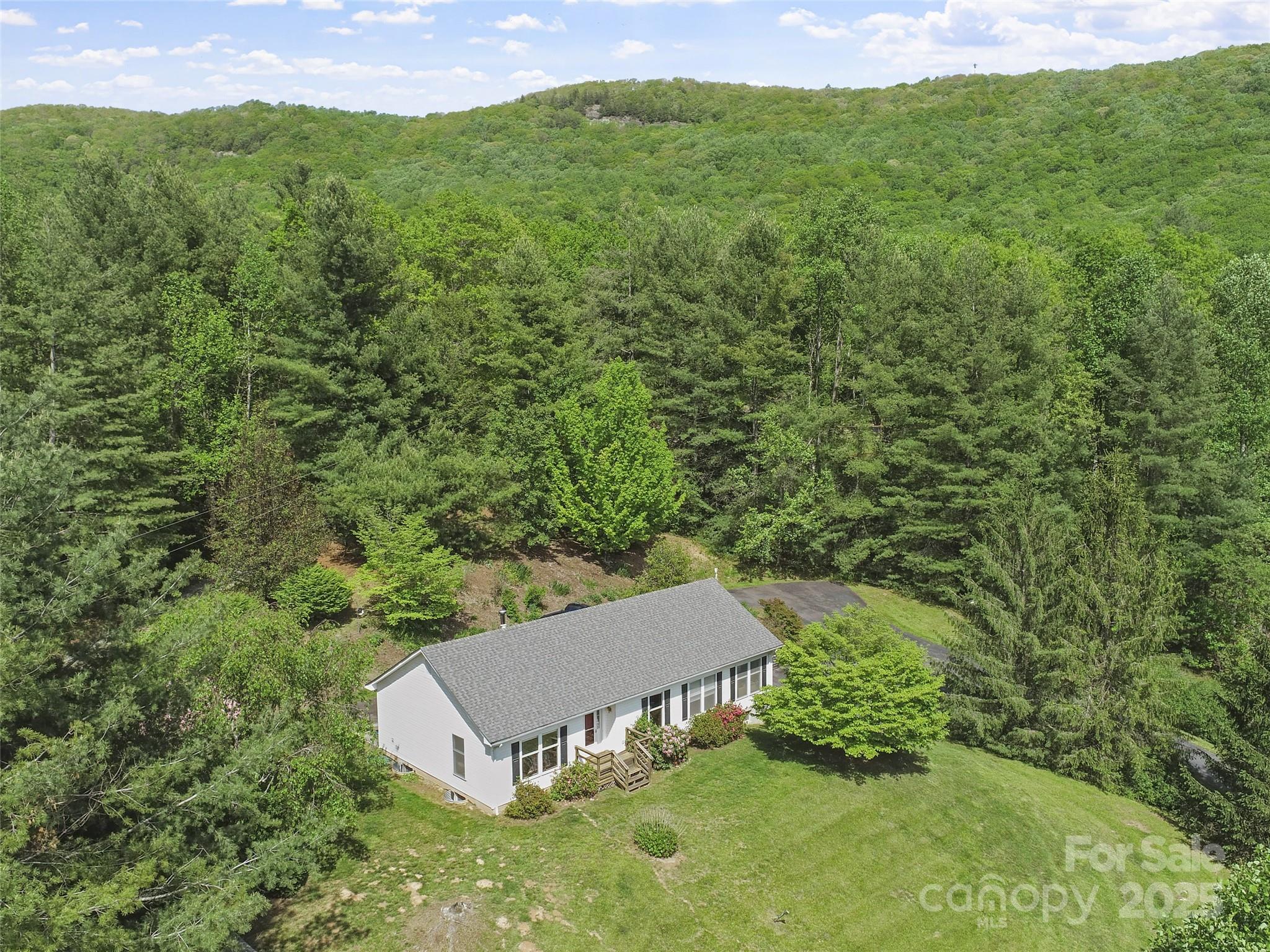 100 Rock Boulevard Property Photo