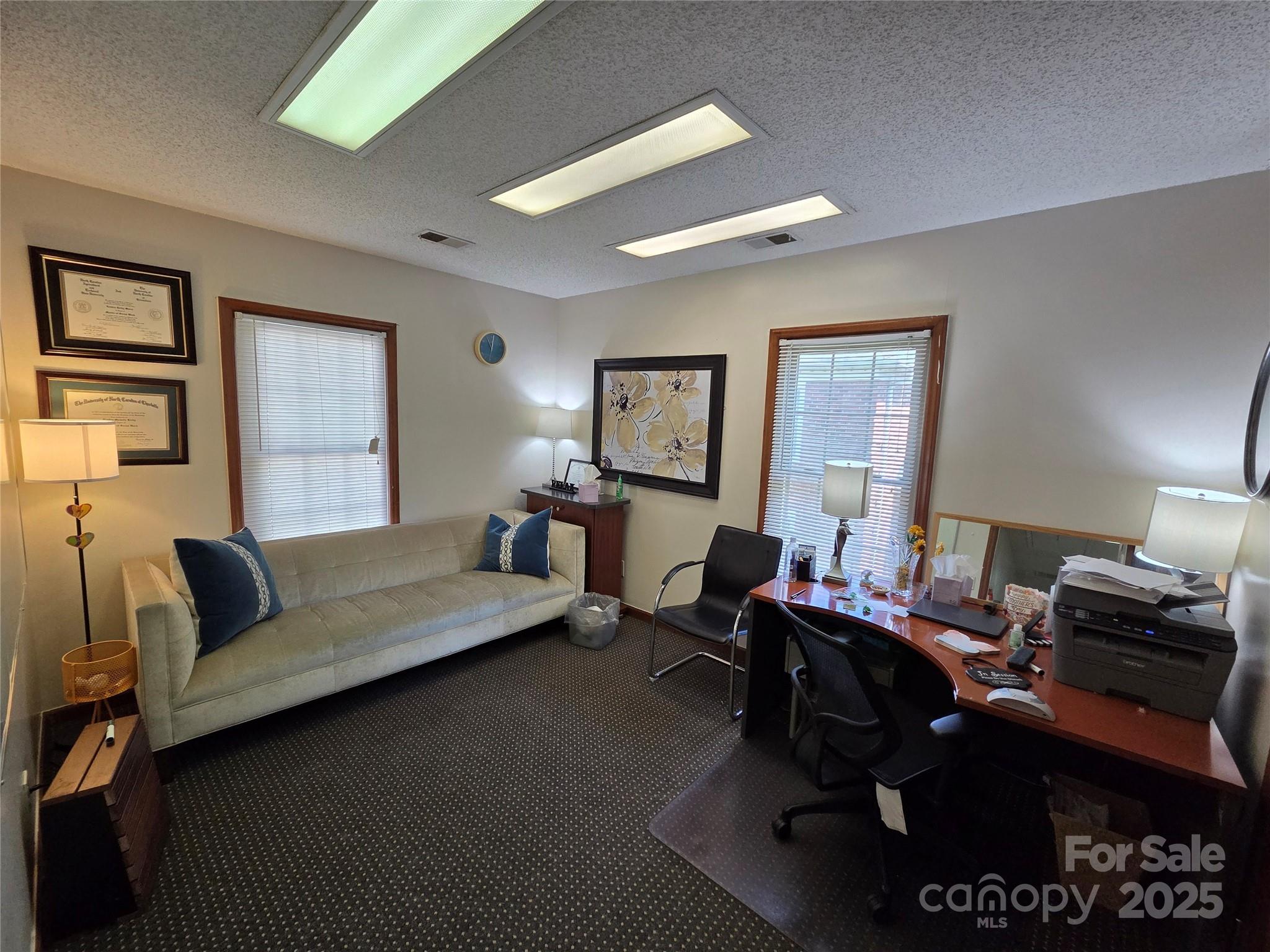 5513 Monroe Road Property Photo 13