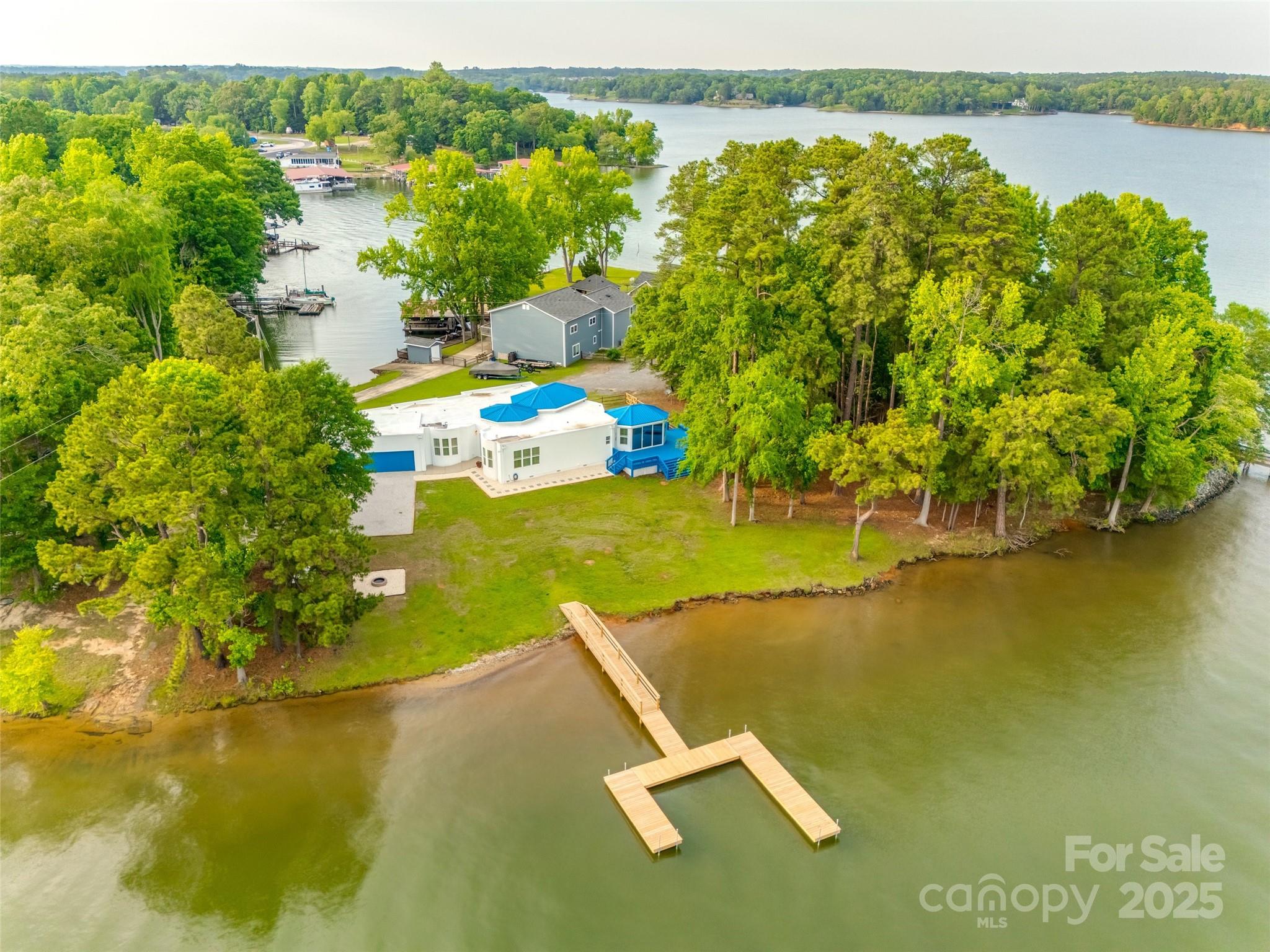 3911 Sandy Point Drive Property Photo