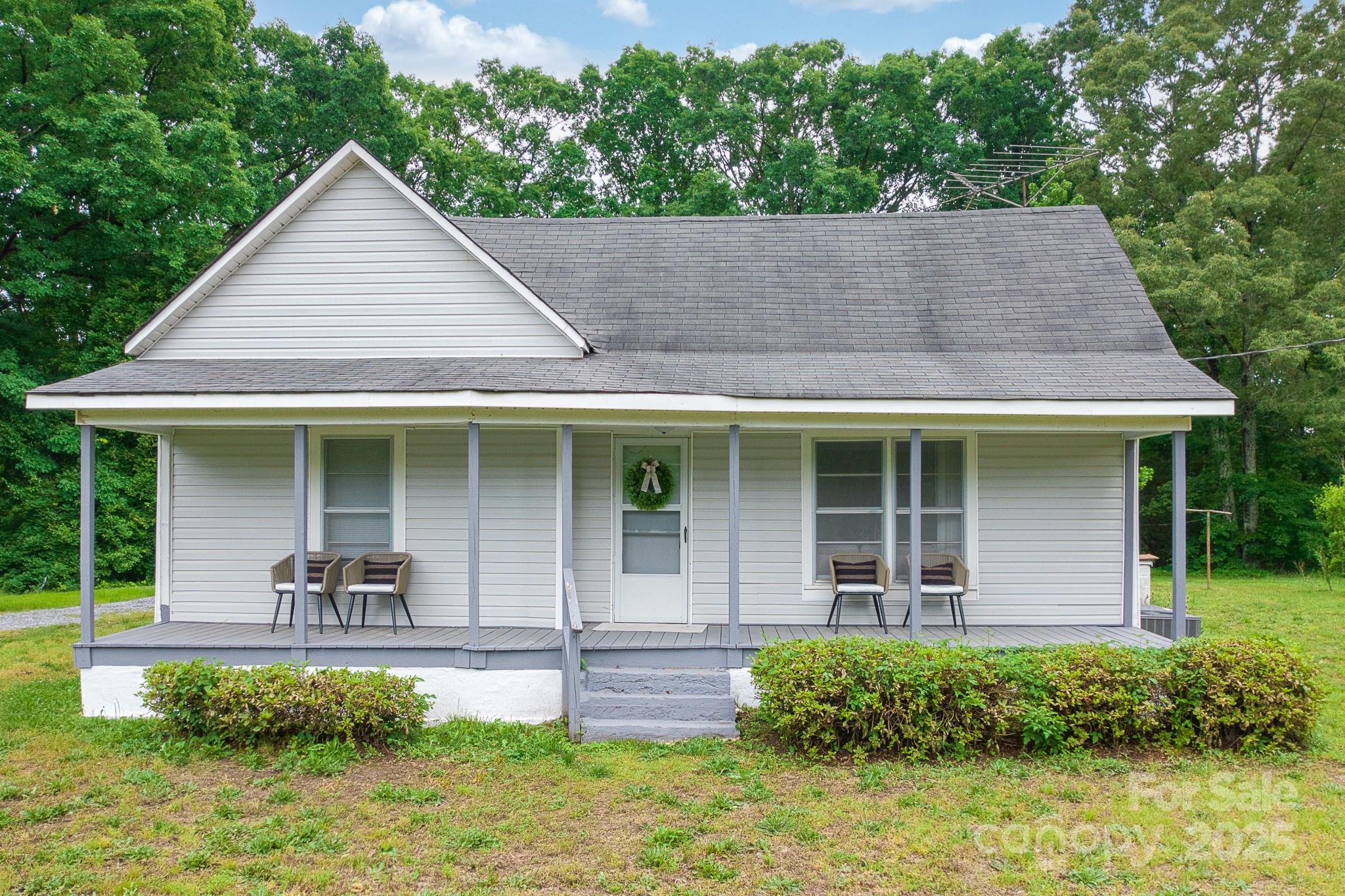 2126 Robby Drive Property Photo