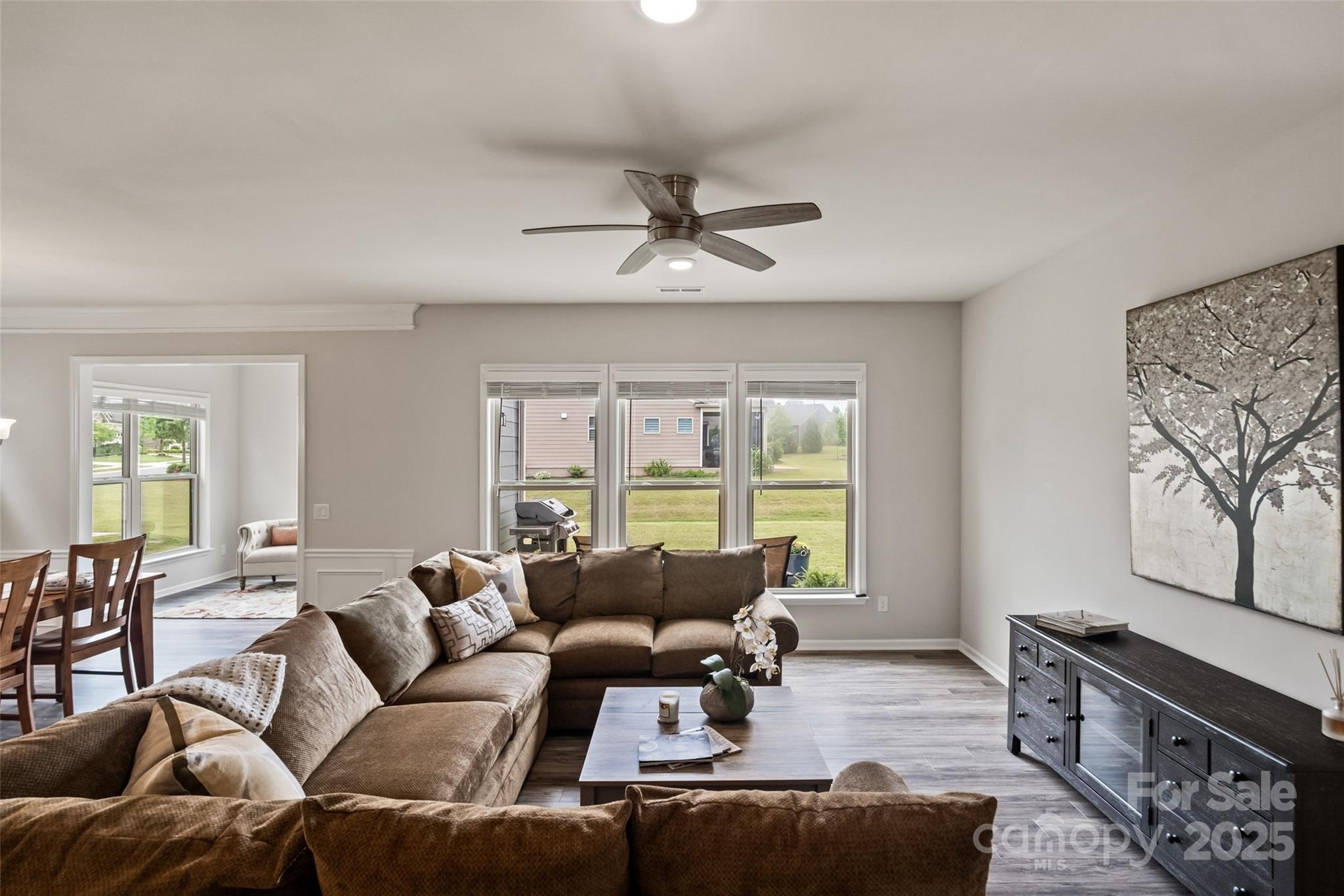 2329 Delaney Drive Property Photo 7