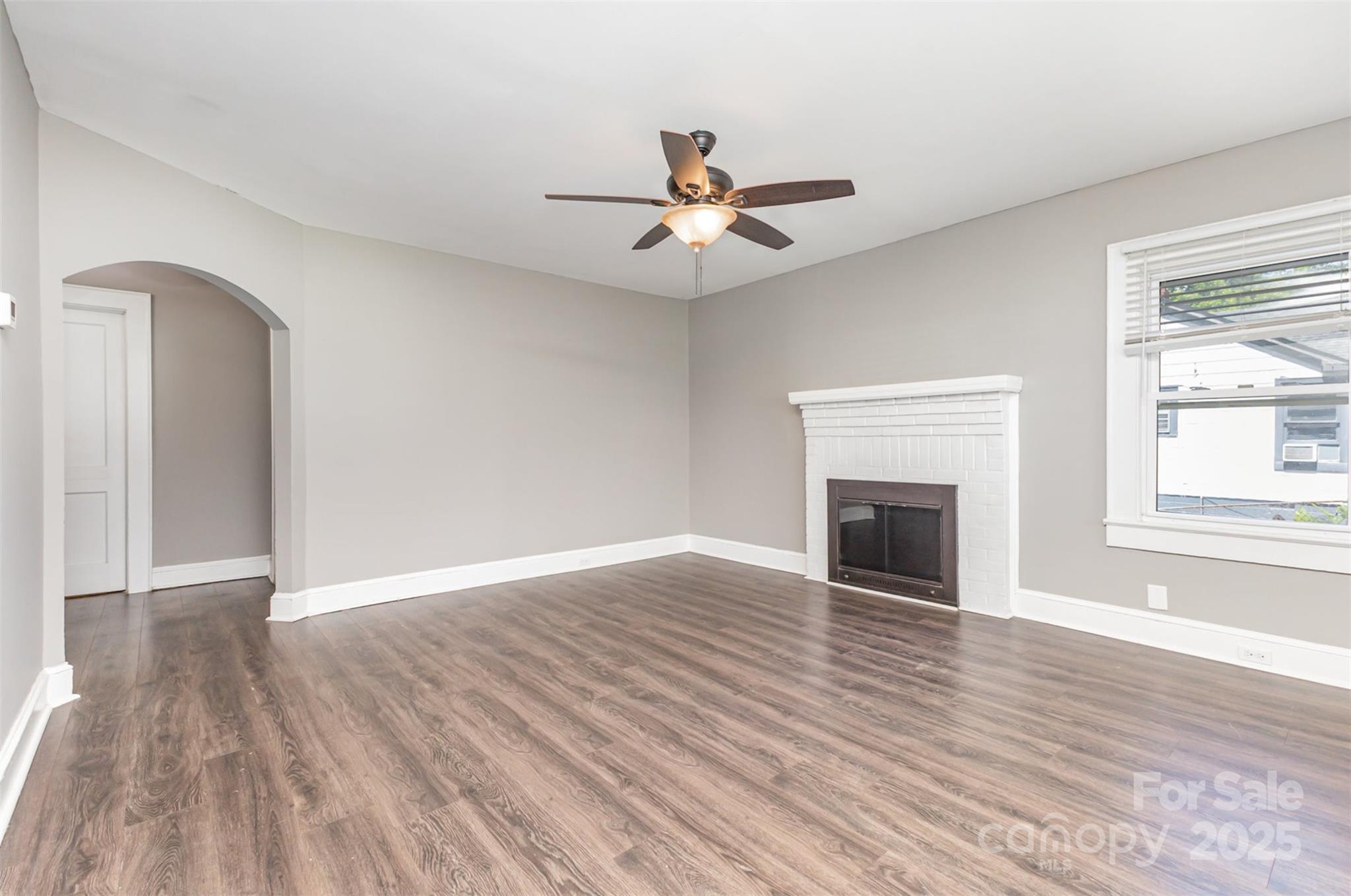 1103 Oklahoma Street Property Photo 6