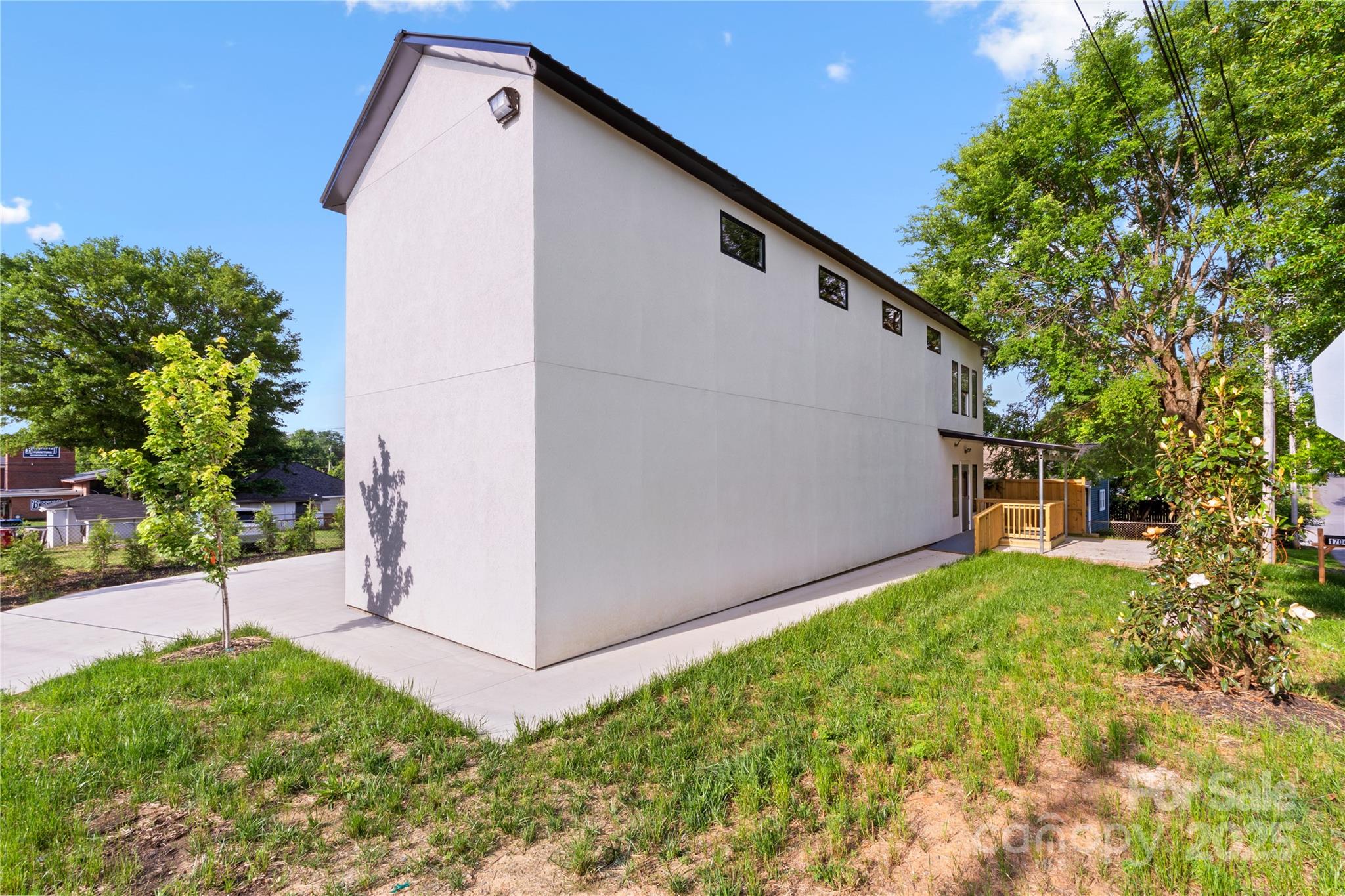 1704 Overman Avenue Property Photo 2