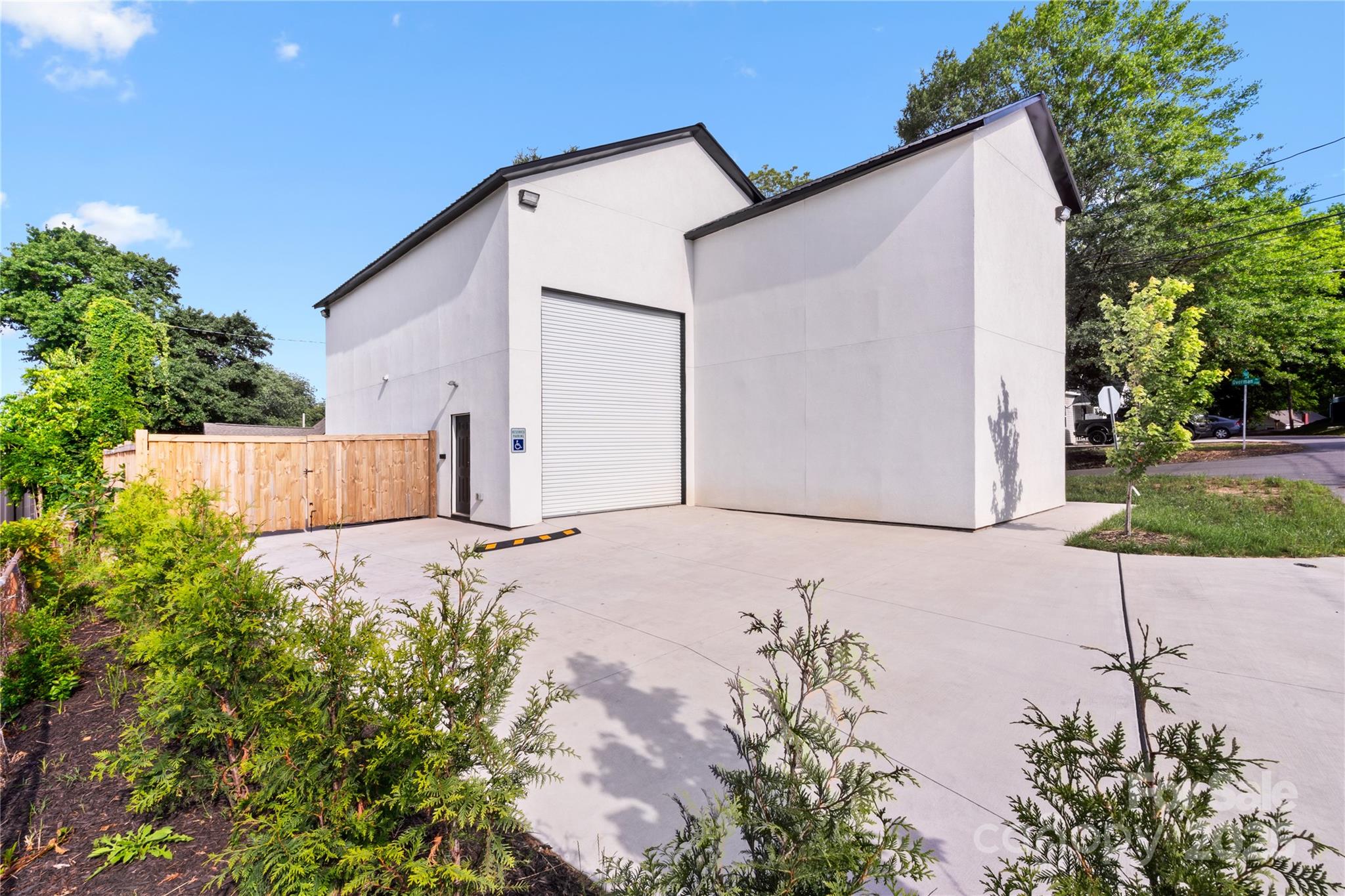 1704 Overman Avenue Property Photo 4