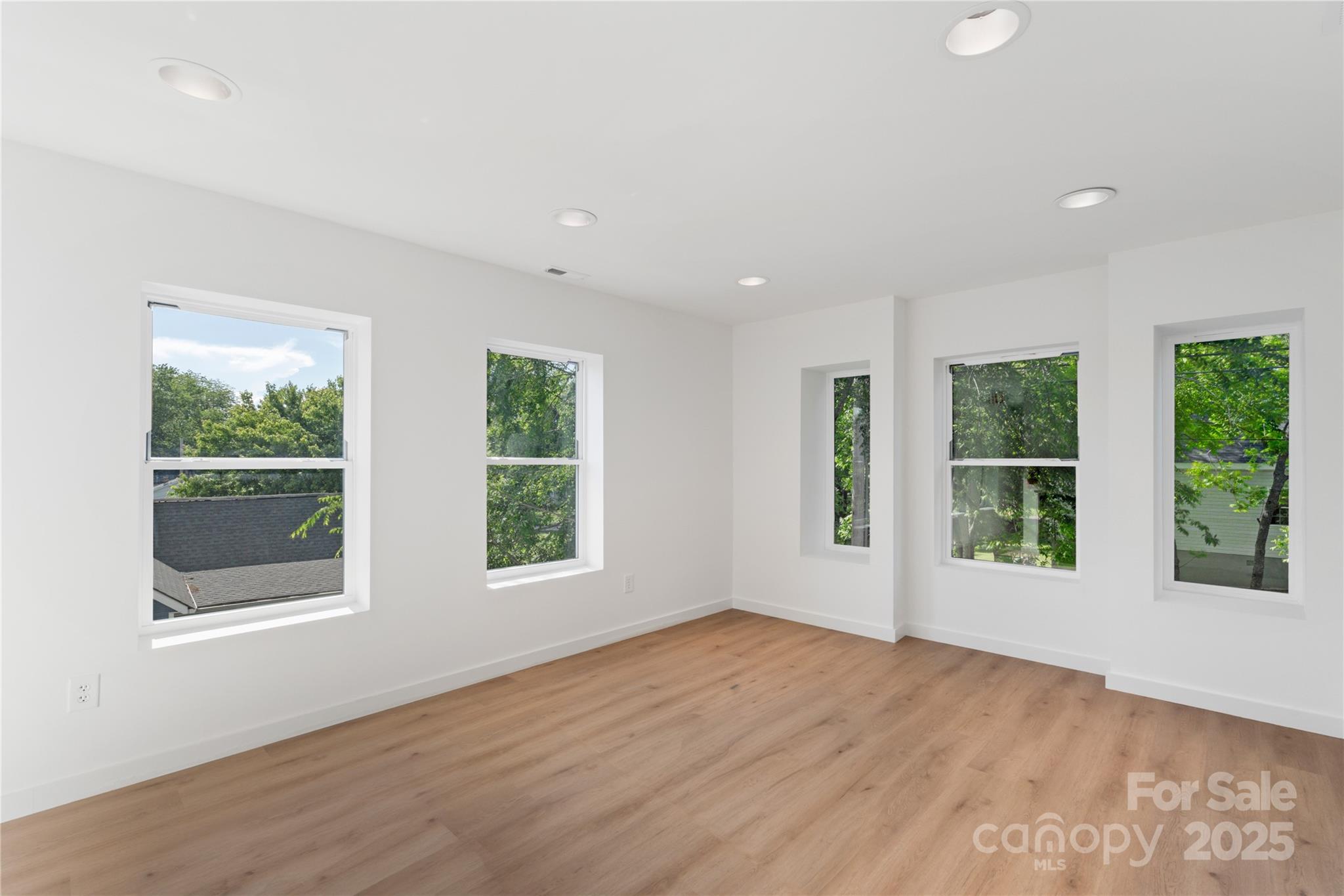 1704 Overman Avenue Property Photo 20