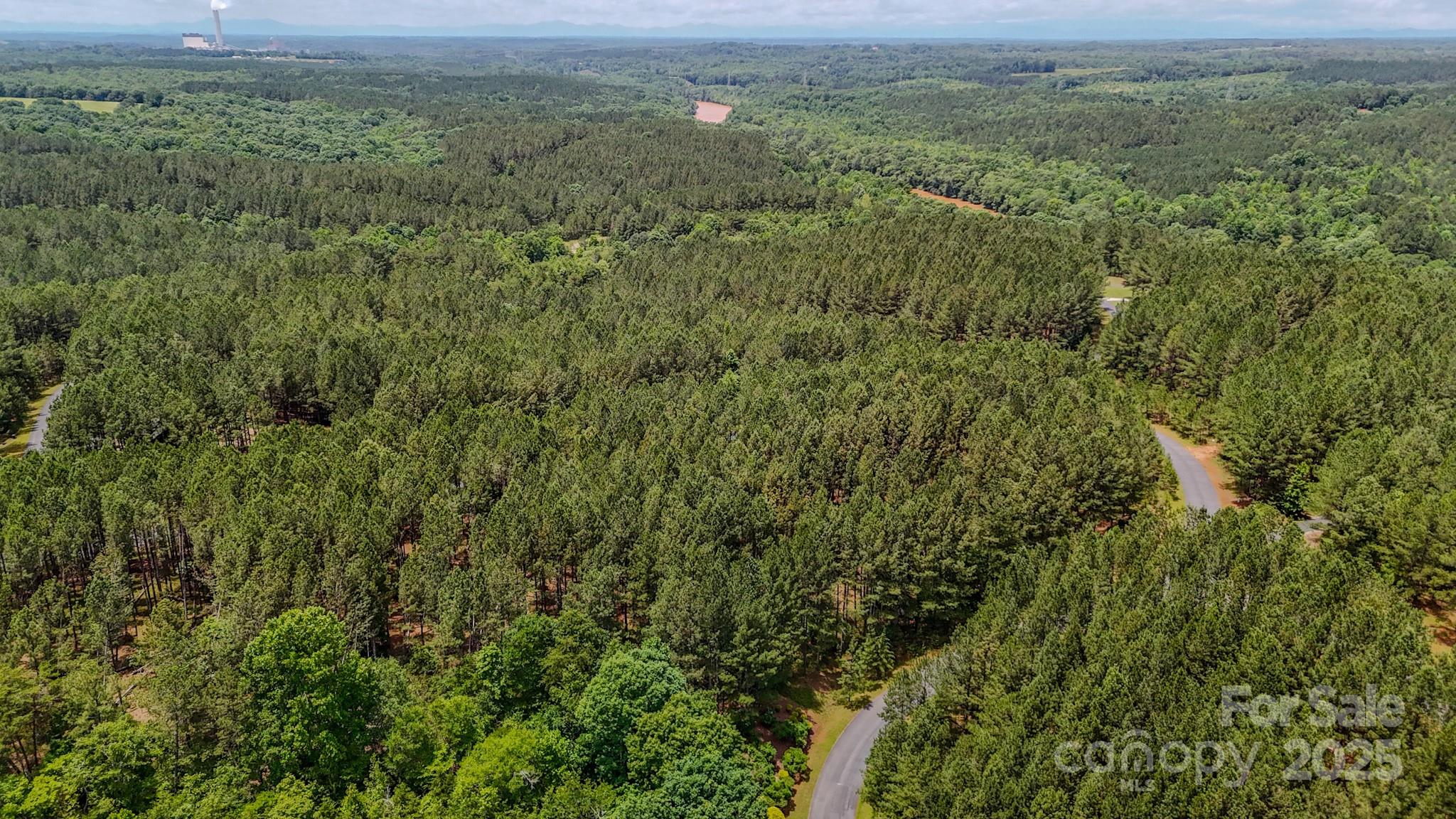 105 Whispering Pines Lane Property Photo 11