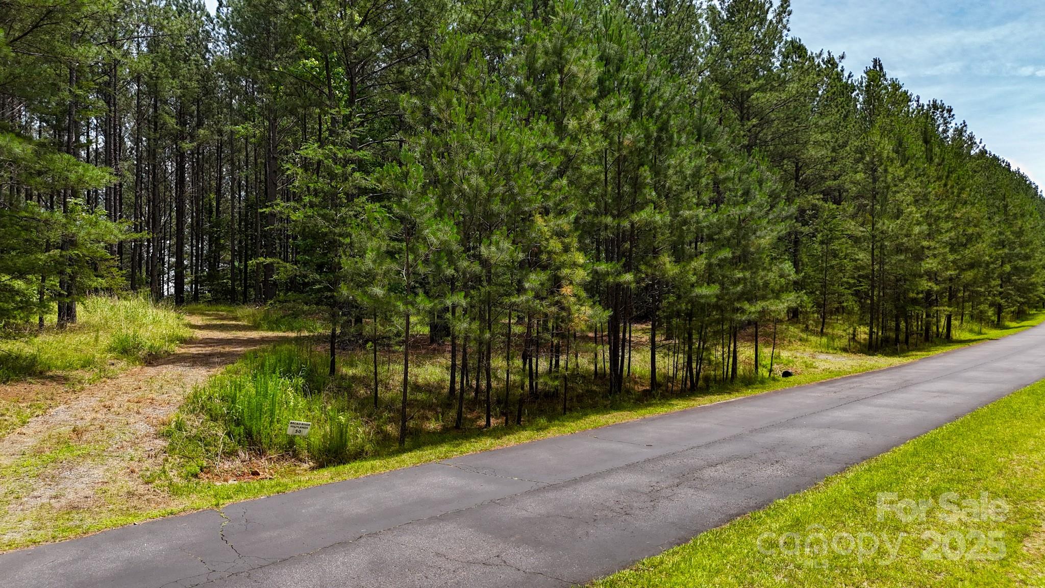 105 Whispering Pines Lane Property Photo 17