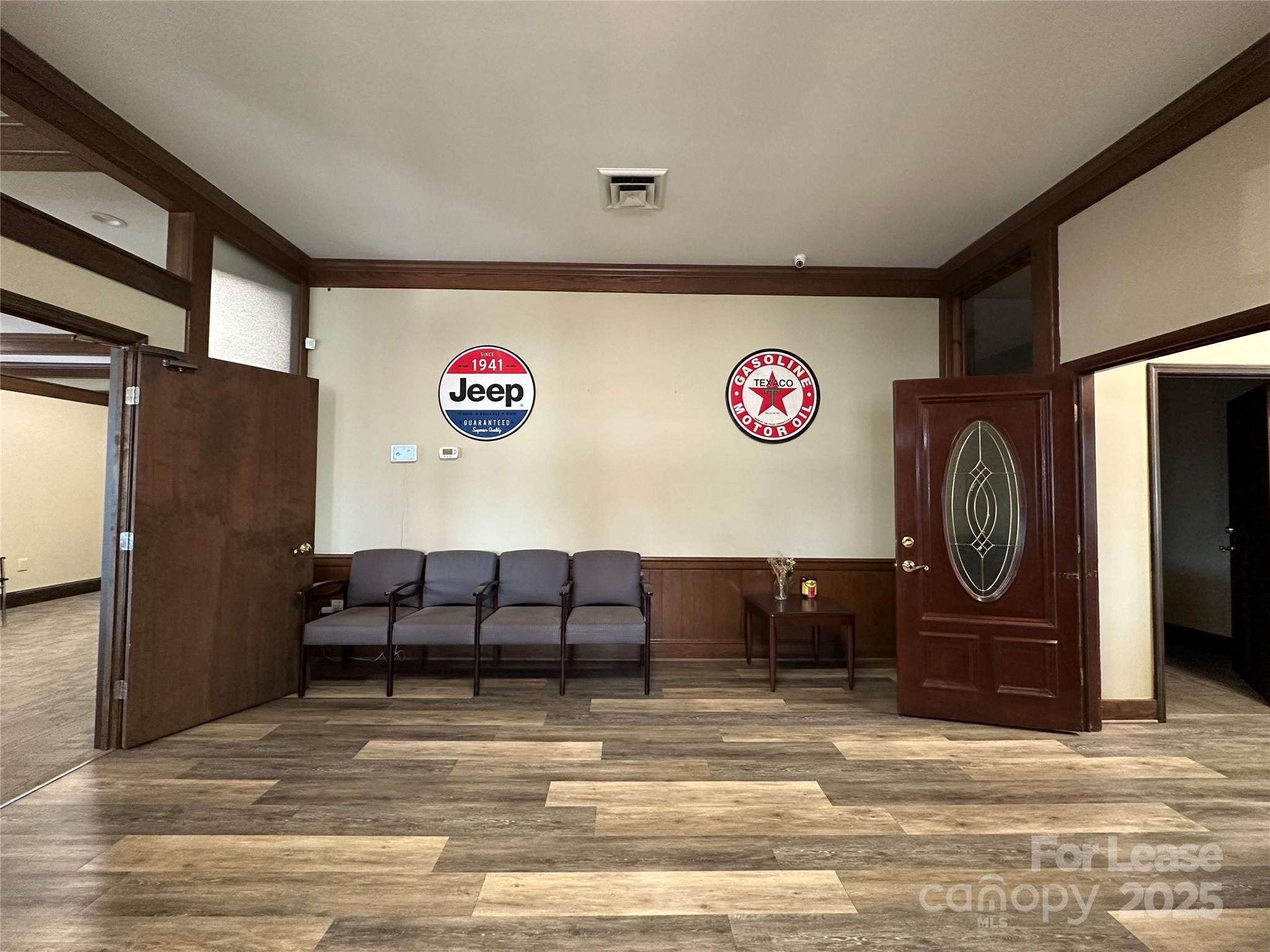 604 Clark Drive Property Photo 12